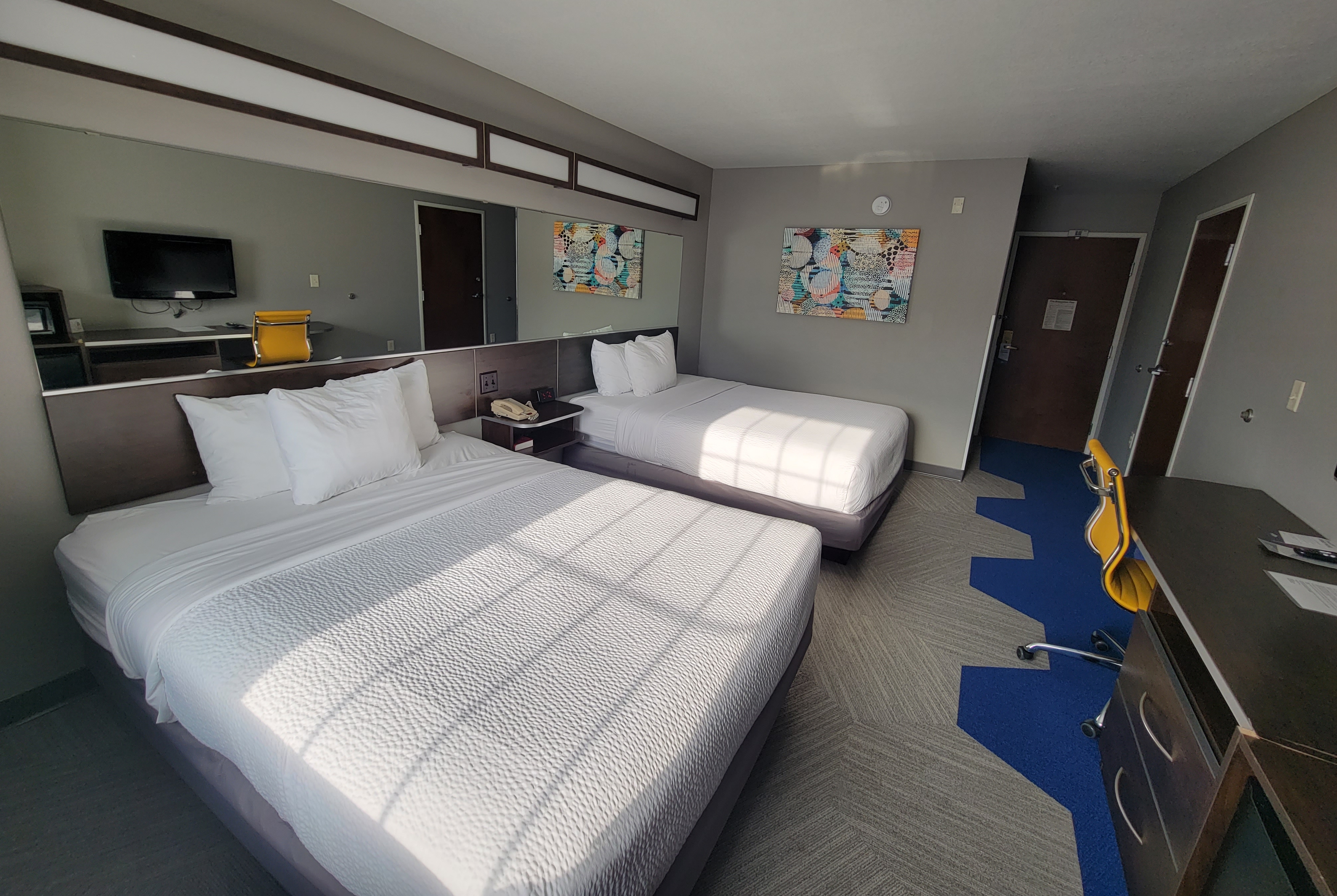 Guest room at the Microtel Inn & Suites by Wyndham Council Bluffs/Omaha in Council Bluffs, Iowa
