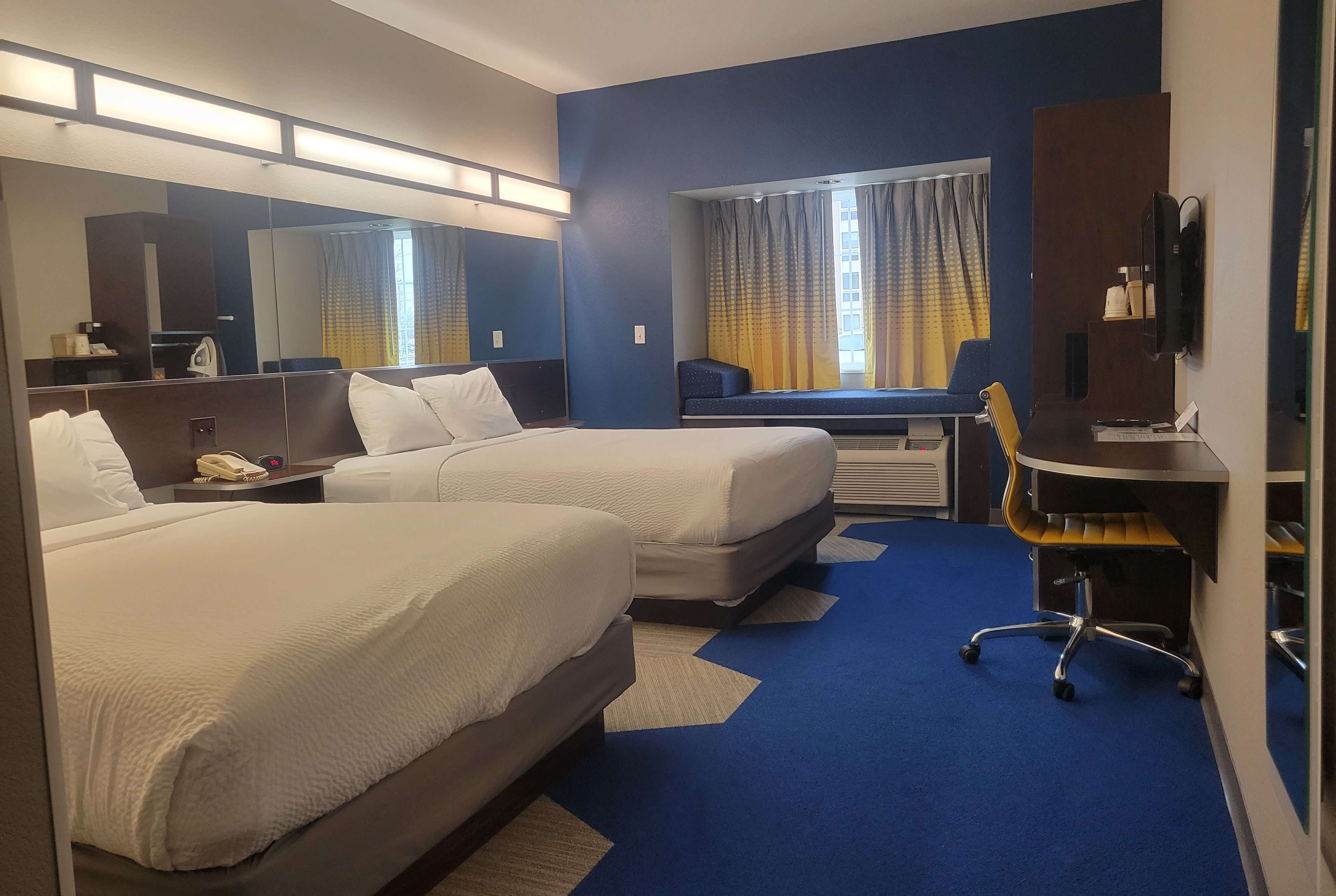 Guest room at the Microtel Inn & Suites by Wyndham Council Bluffs/Omaha in Council Bluffs, Iowa