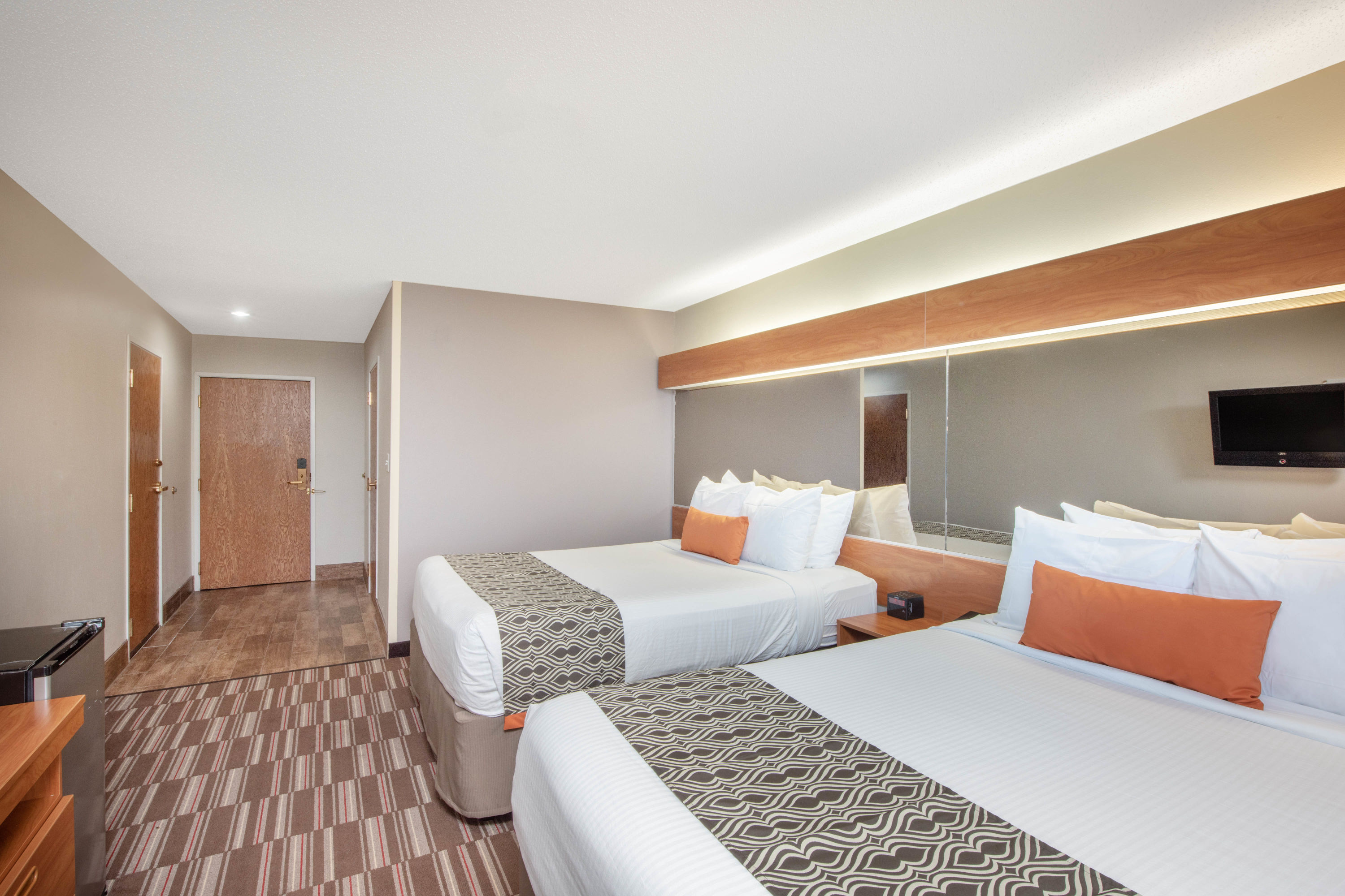 Microtel Inn Amp Suites By Wyndham Springfield Springfield