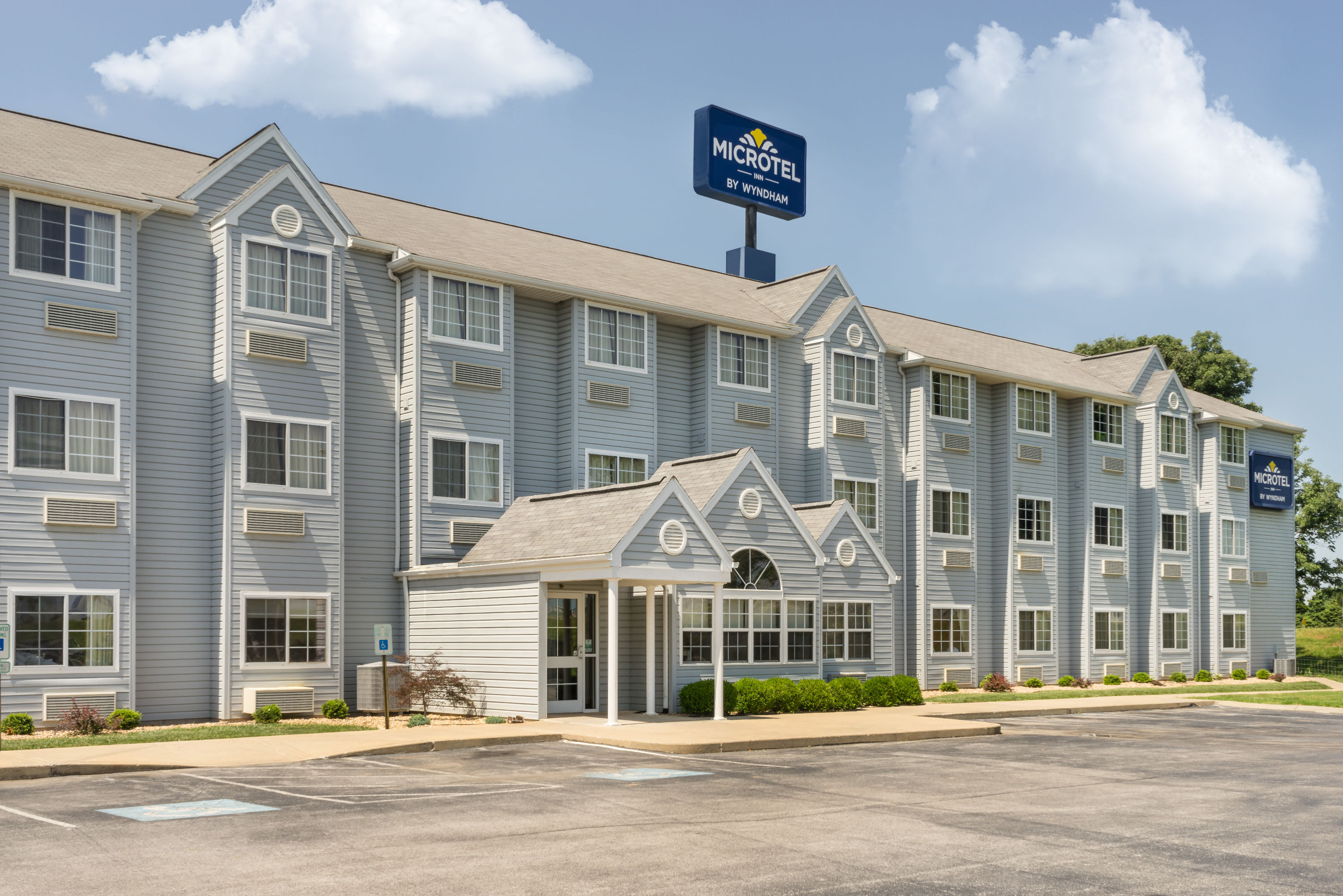Microtel Inn Amp Suites By Wyndham Bowling Green Bowling