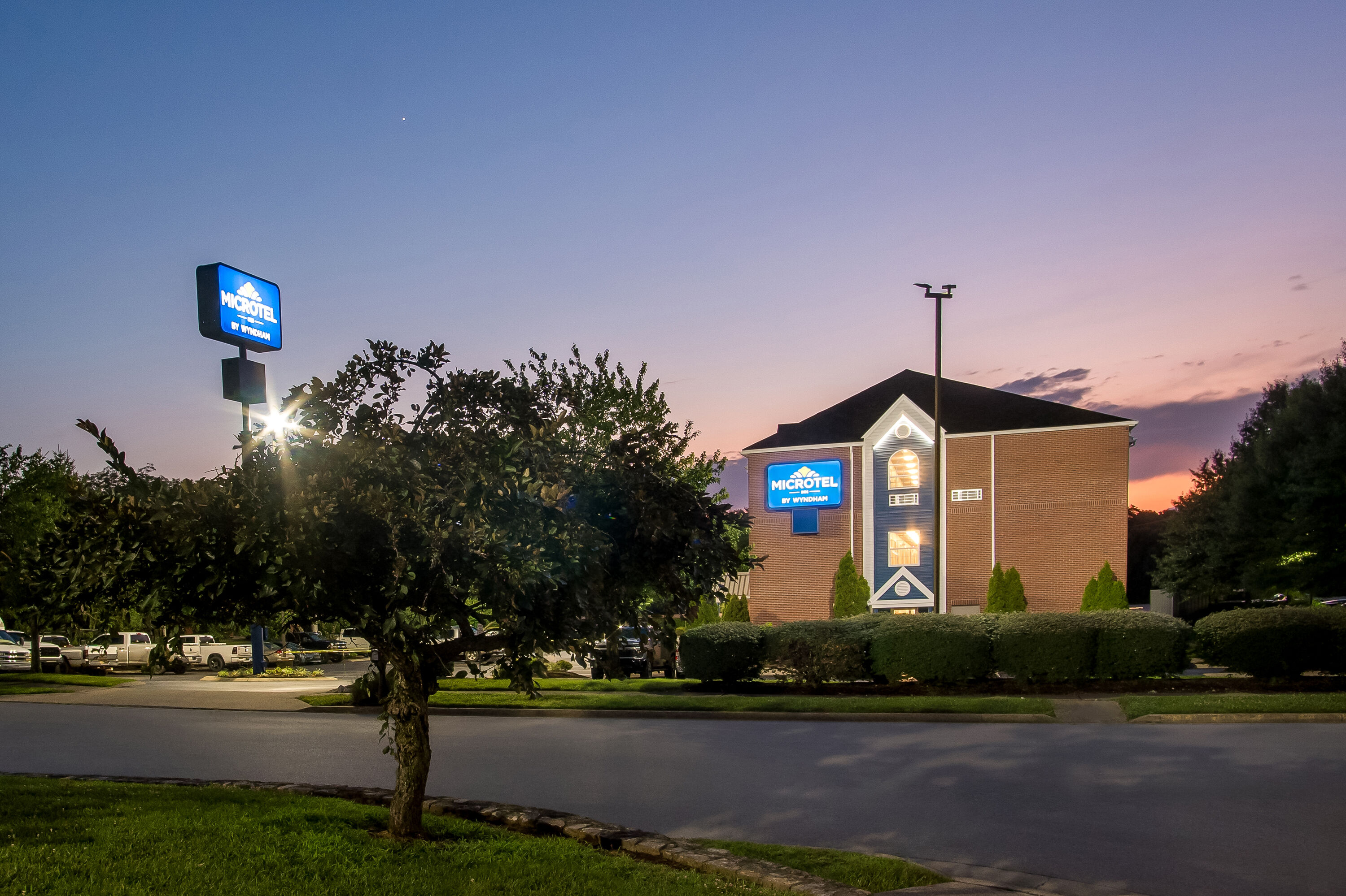 Exterior Night Image of Microtel Inn & Suites by Wyndham Georgetown hotel in Georgetown, Kentucky