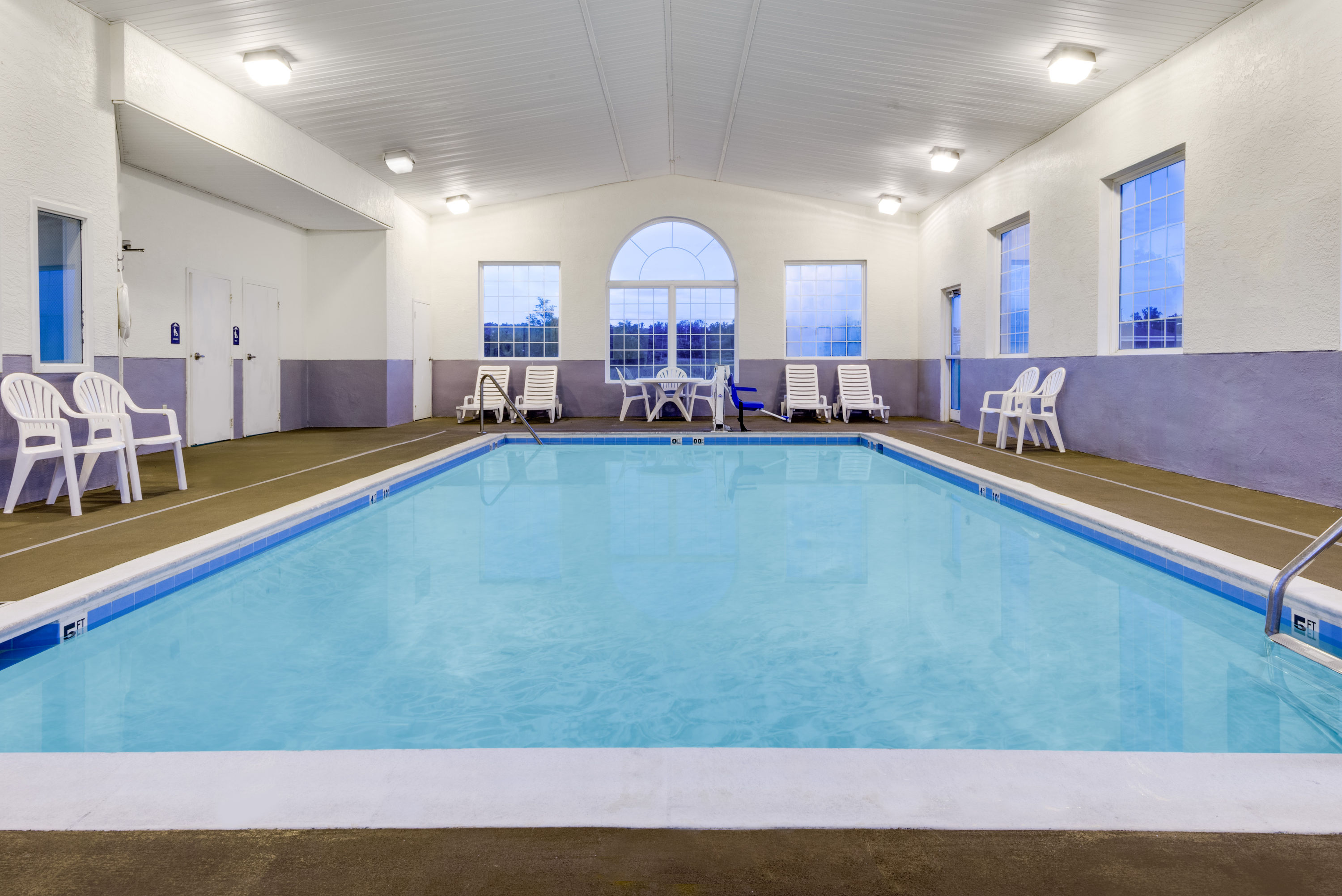 Pool at the Microtel Inn & Suites by Wyndham London in London, Kentucky