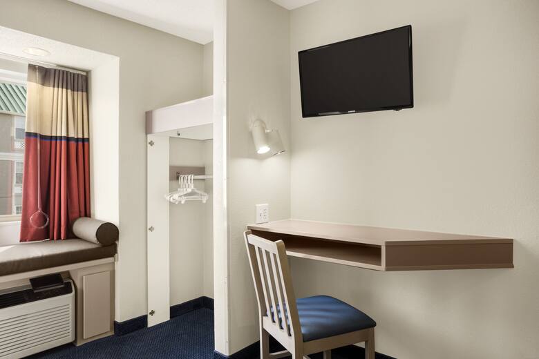Guest room at the Microtel Inn & Suites by Wyndham Louisville East in Louisville, Kentucky