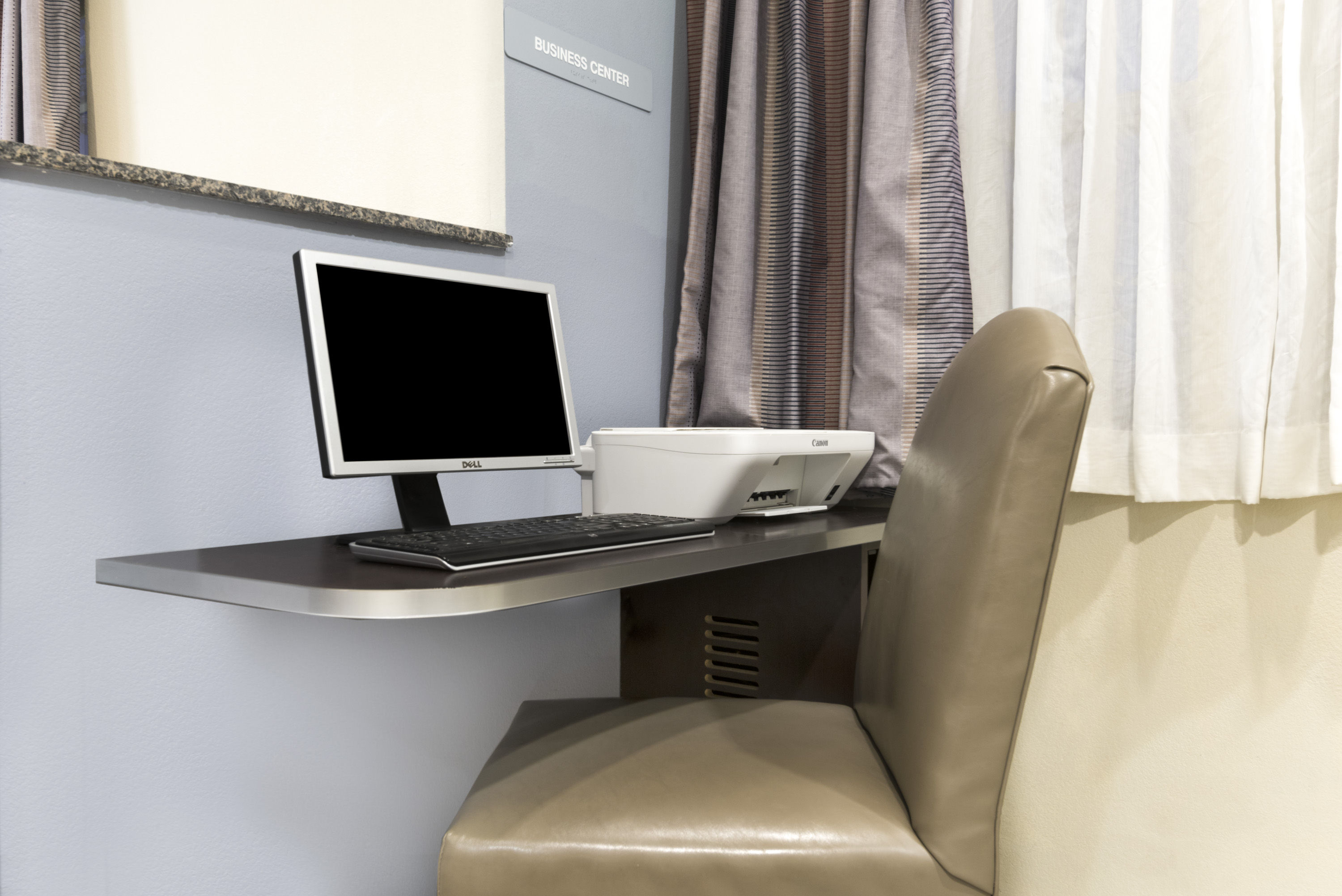 Microtel Inn Amp Suites By Wyndham Baton Rouge Airport