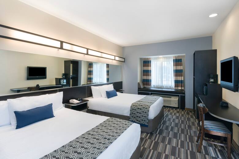 Guest room at the Microtel Inn & Suites by Wyndham Baton Rouge Airport in Baton Rouge, Louisiana