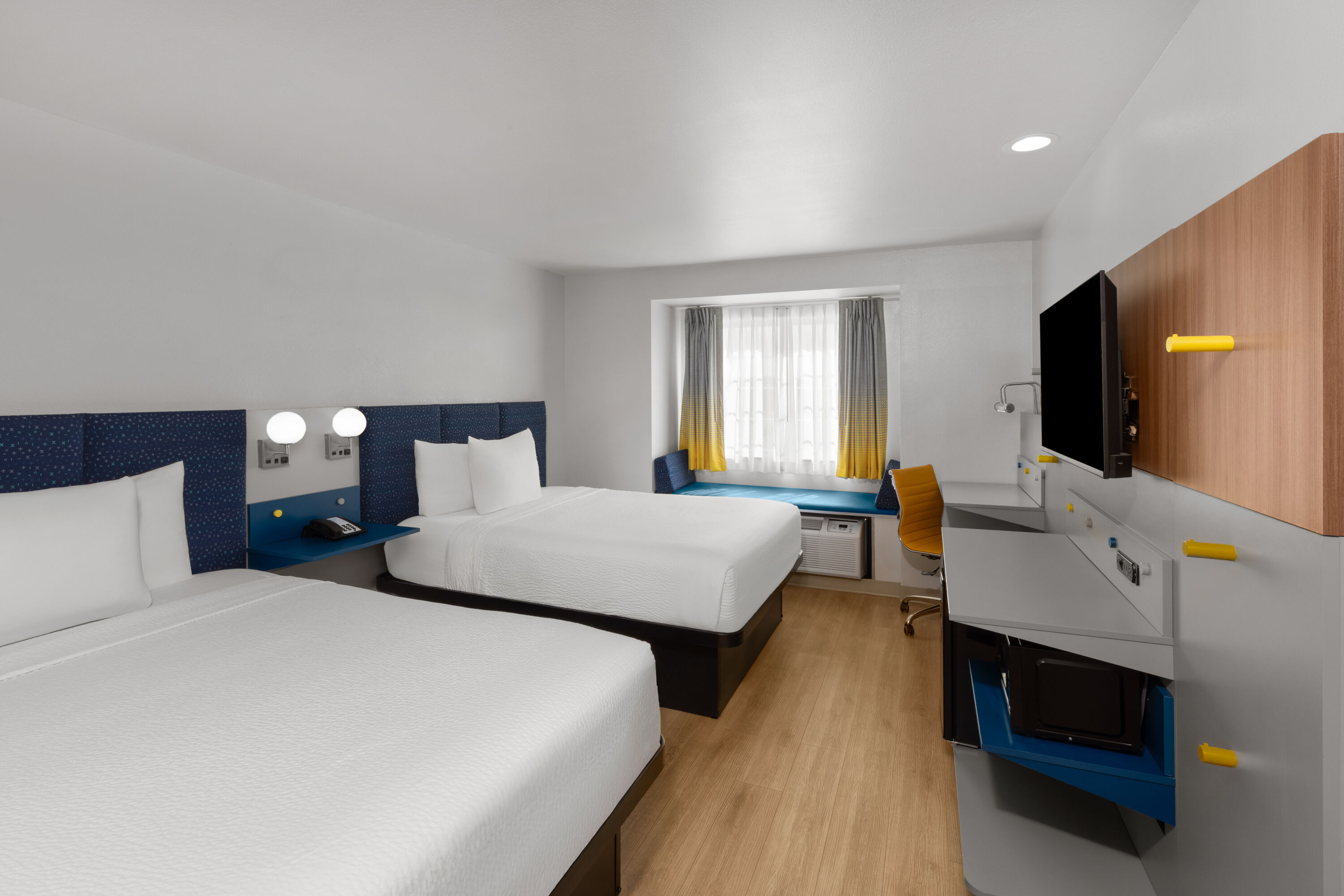 Guest room at the Microtel Inn & Suites by Wyndham Baton Rouge Airport in Baton Rouge, Louisiana