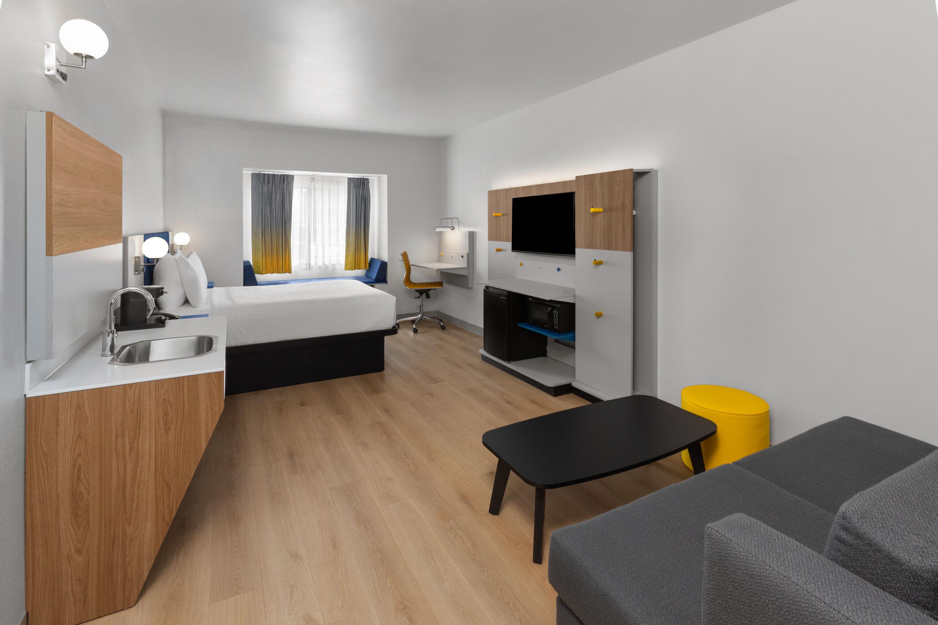 Microtel Inn & Suites by Wyndham Baton Rouge Airport suite in Baton Rouge, Louisiana