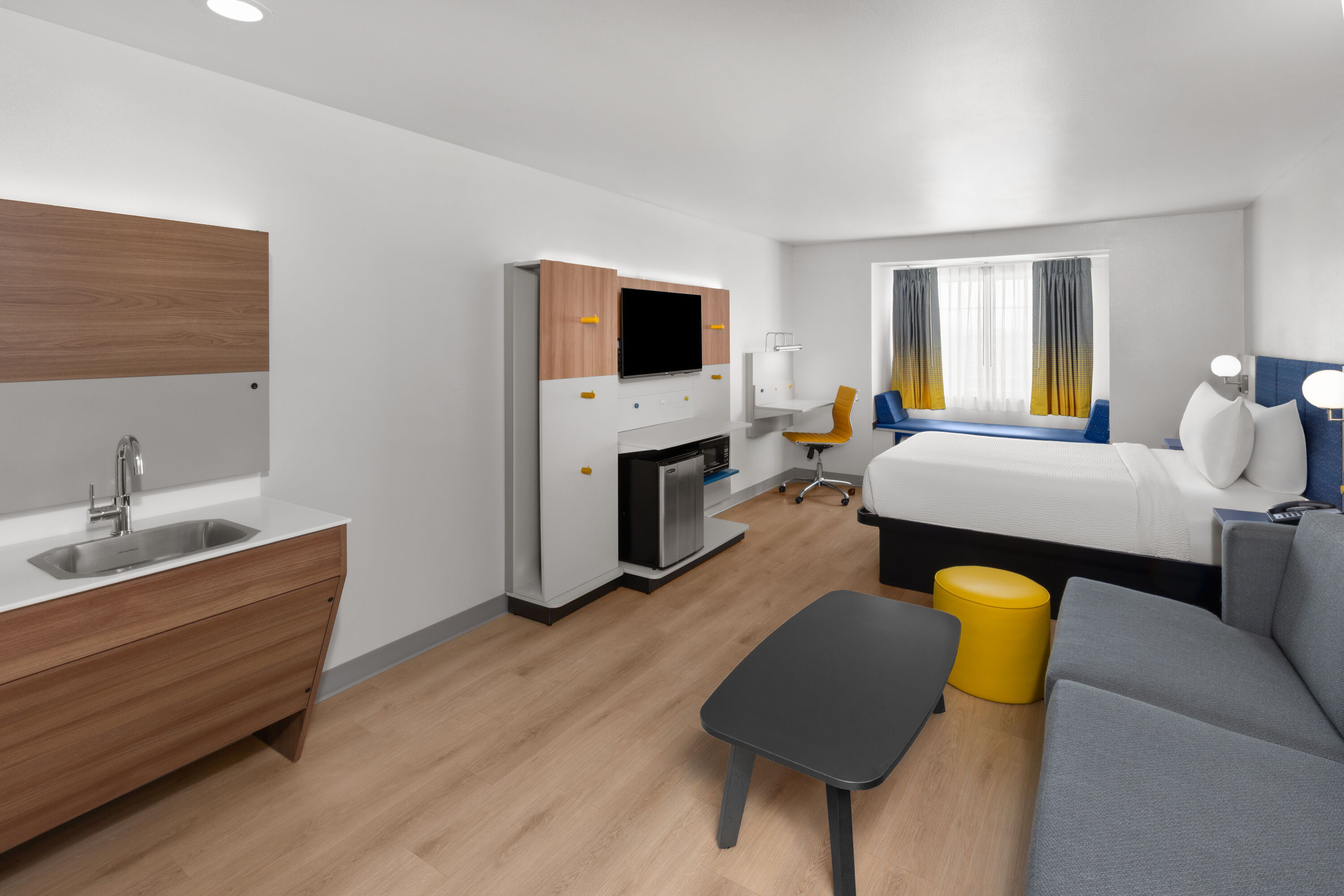 Microtel Inn & Suites by Wyndham Baton Rouge Airport suite in Baton Rouge, Louisiana