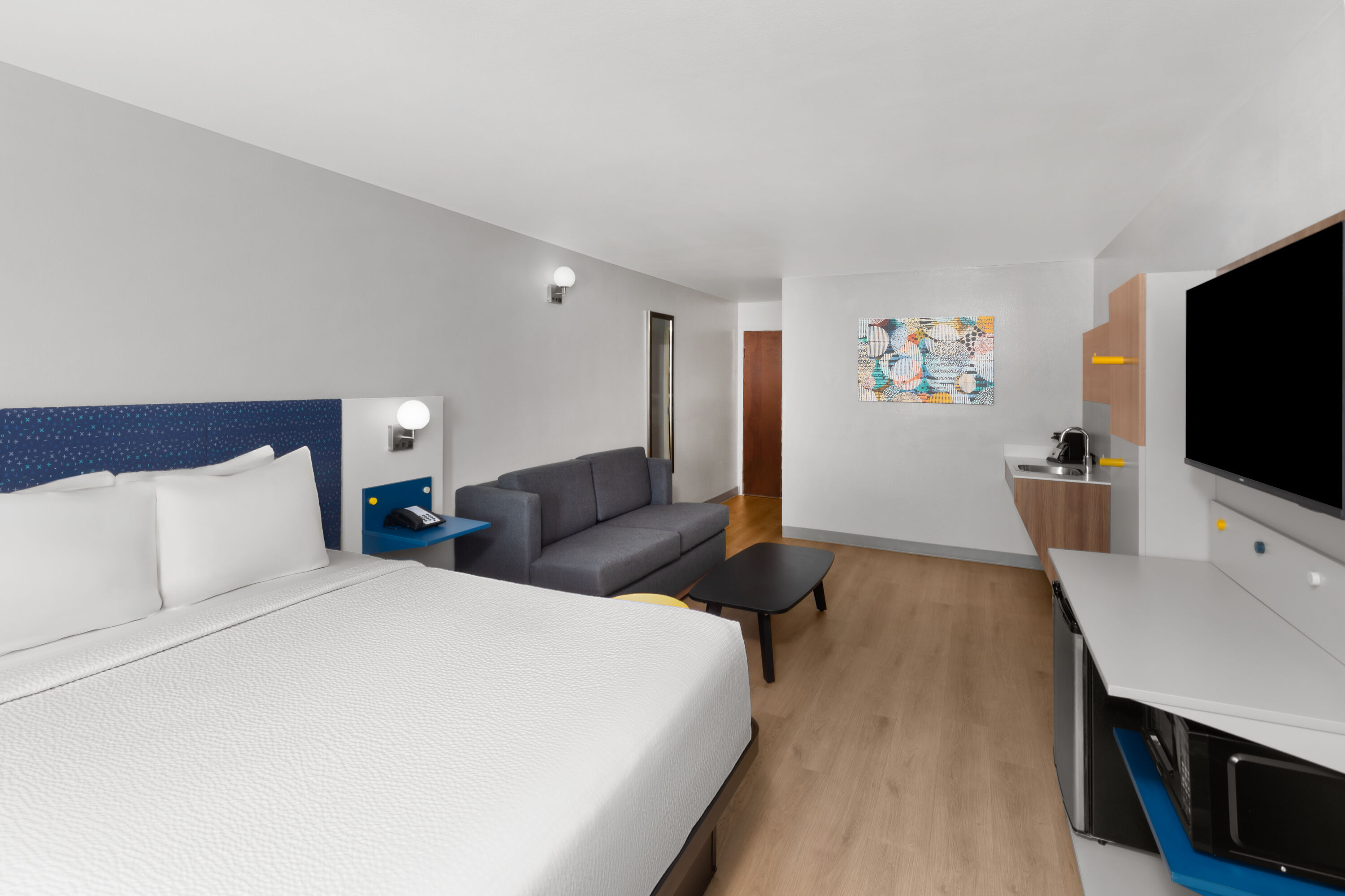 Microtel Inn & Suites by Wyndham Baton Rouge Airport suite in Baton Rouge, Louisiana