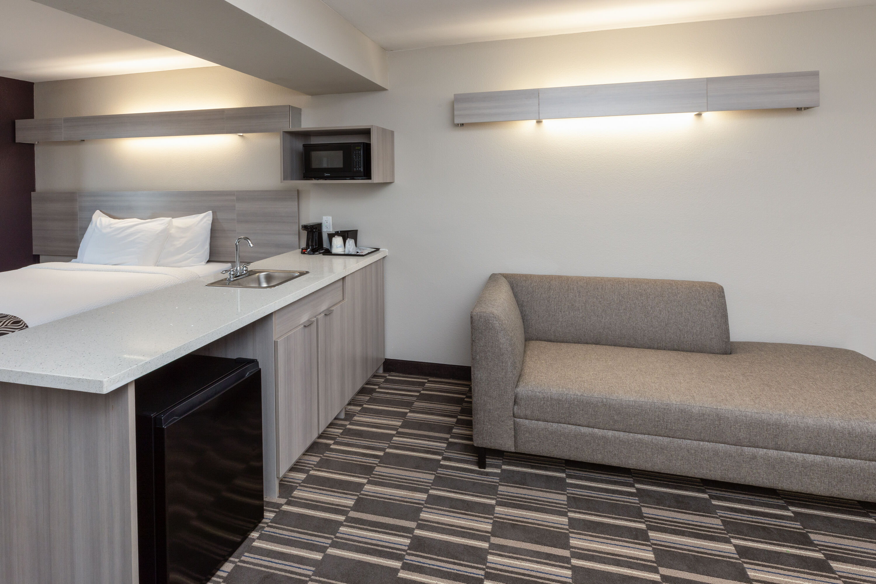 Microtel Inn & Suites by Wyndham Bossier City suite in Bossier City, Louisiana