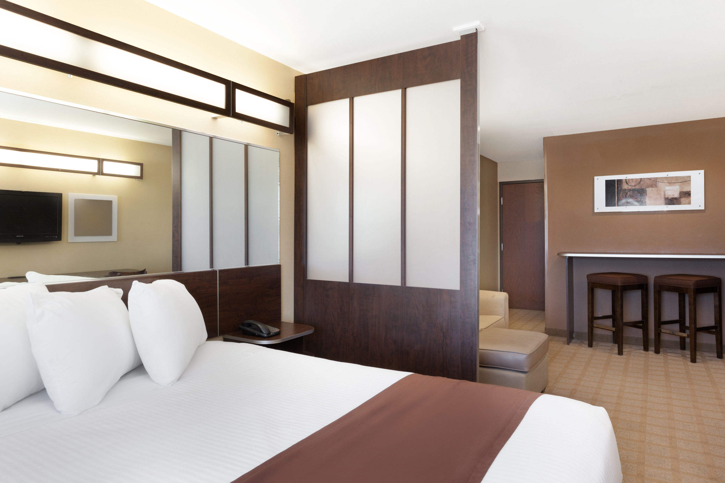 Microtel Inn & Suites by Wyndham Breaux Bridge Breaux Bridge, LA Hotels