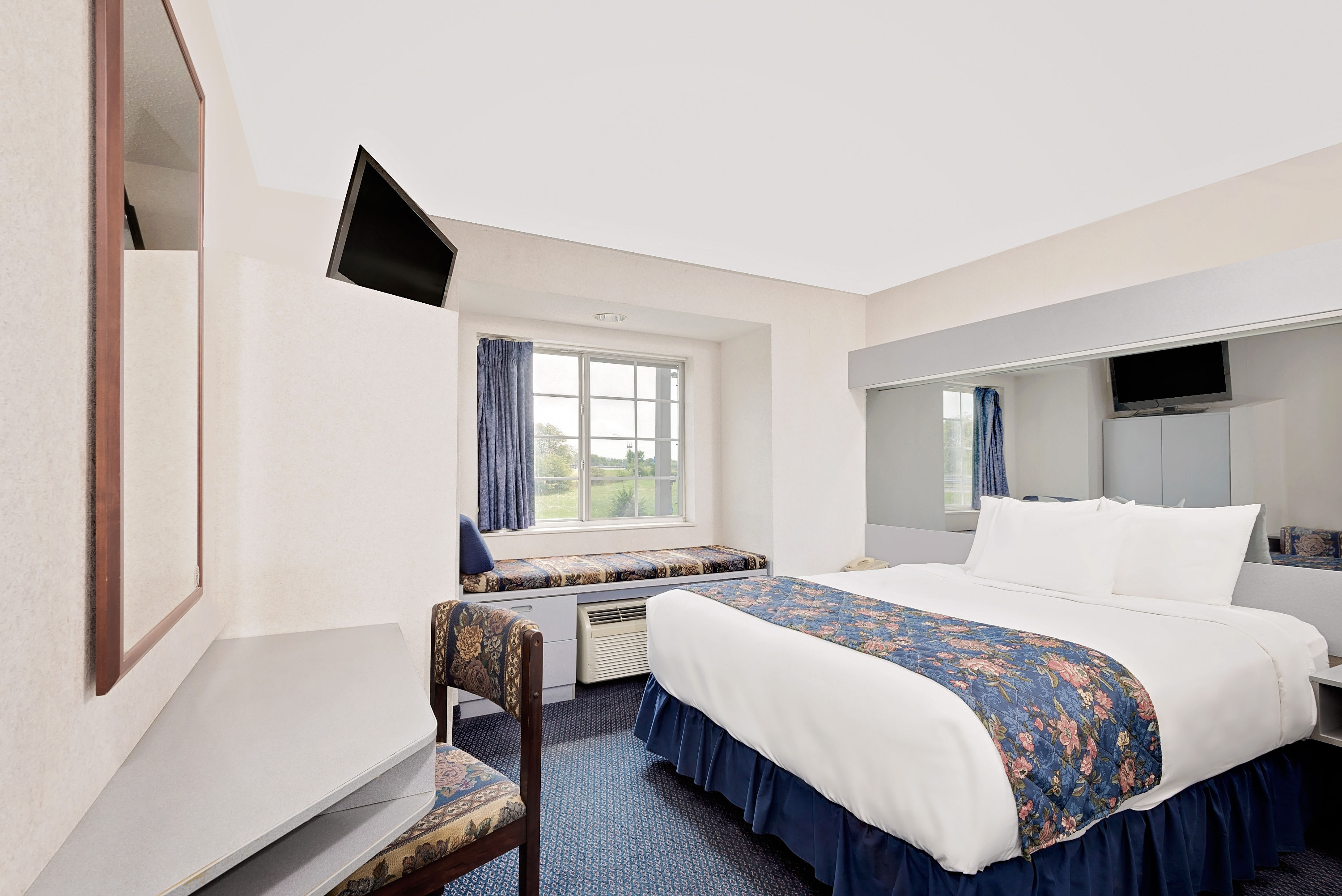 Microtel Inn Suites Wyndham Hagerstown Hagerstown  Hotels