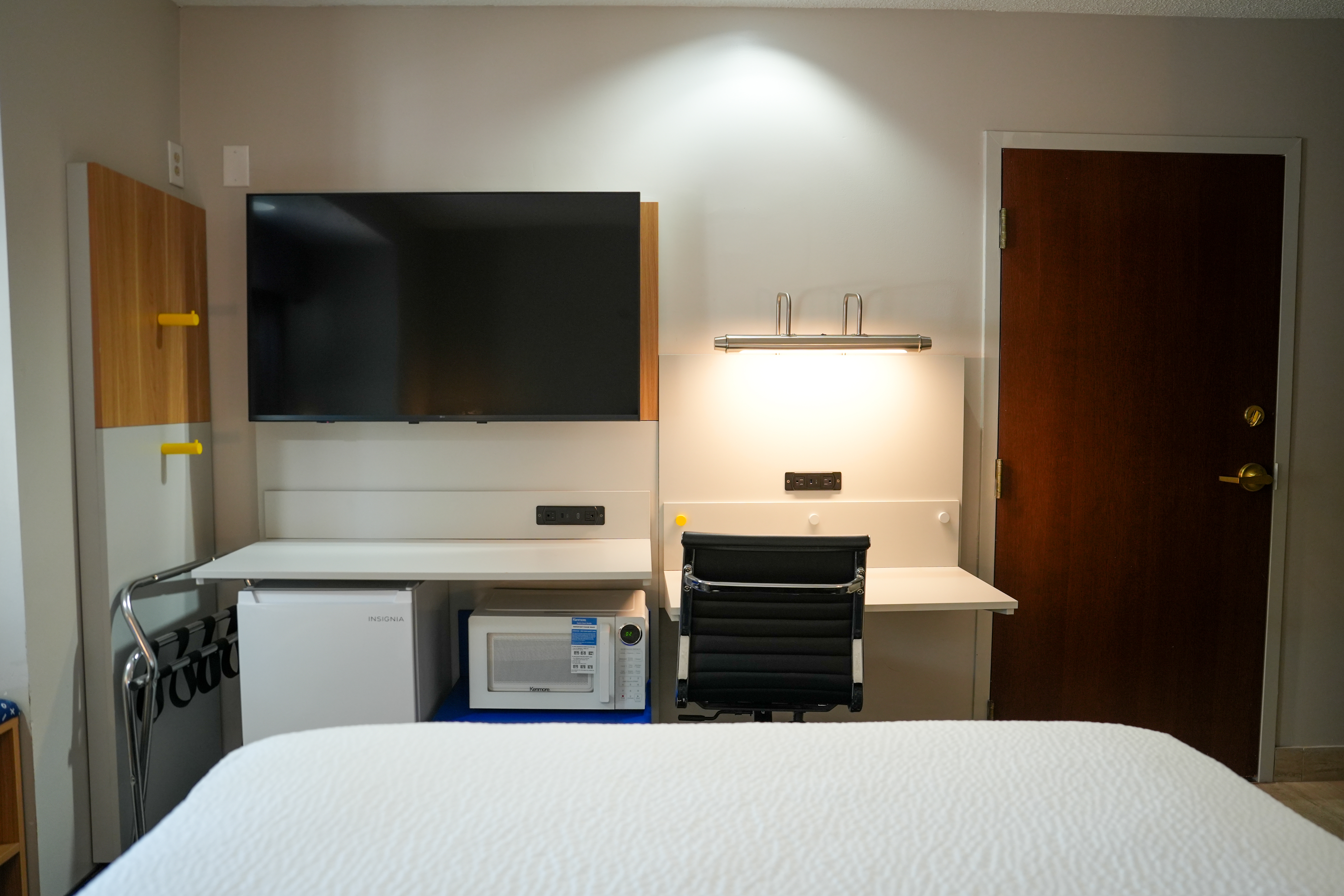 Guest room at the Microtel Inn & Suites by Wyndham Hagerstown by I-81 in Hagerstown, Maryland