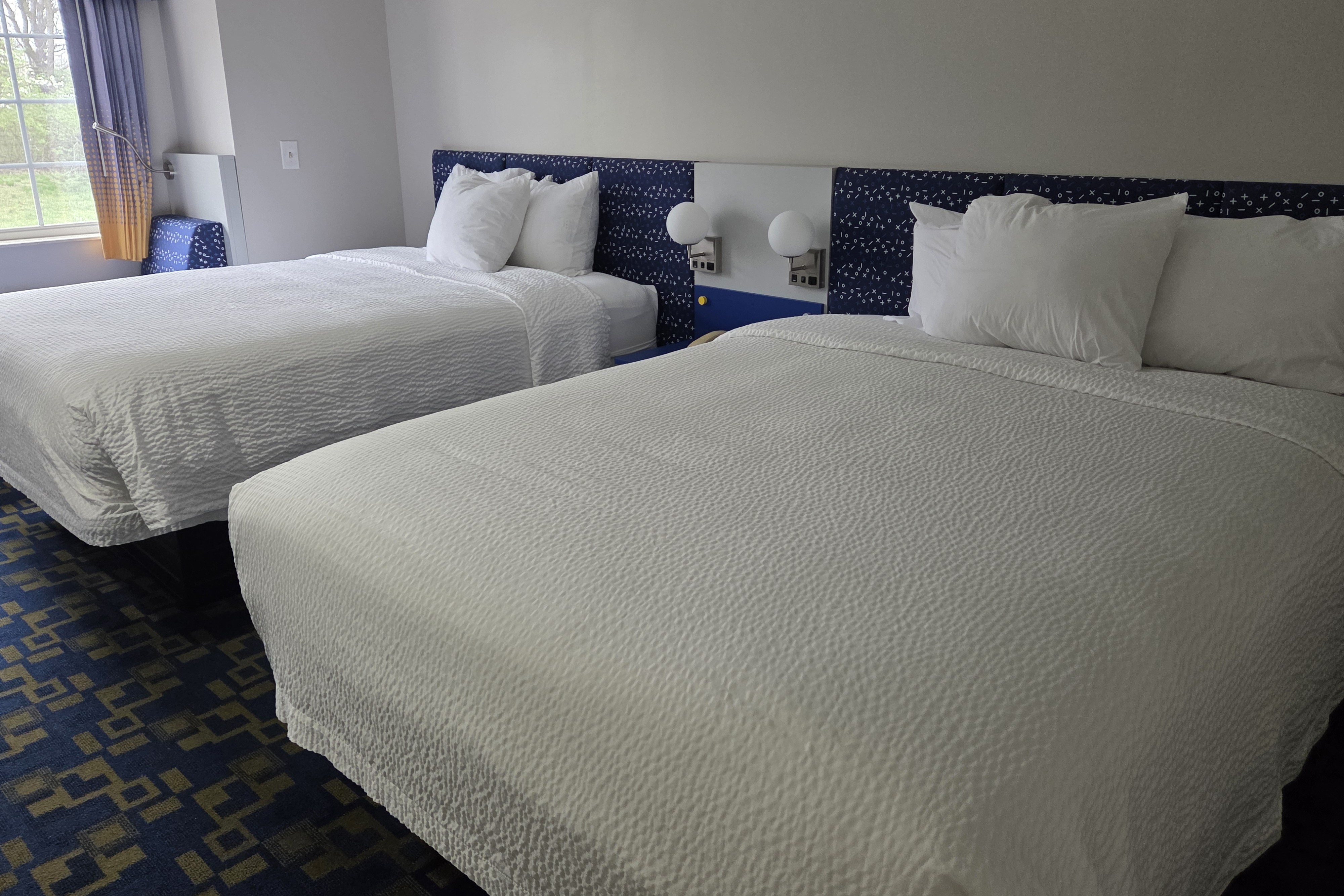 Guest room at the Microtel Inn & Suites by Wyndham Hagerstown by I-81 in Hagerstown, Maryland