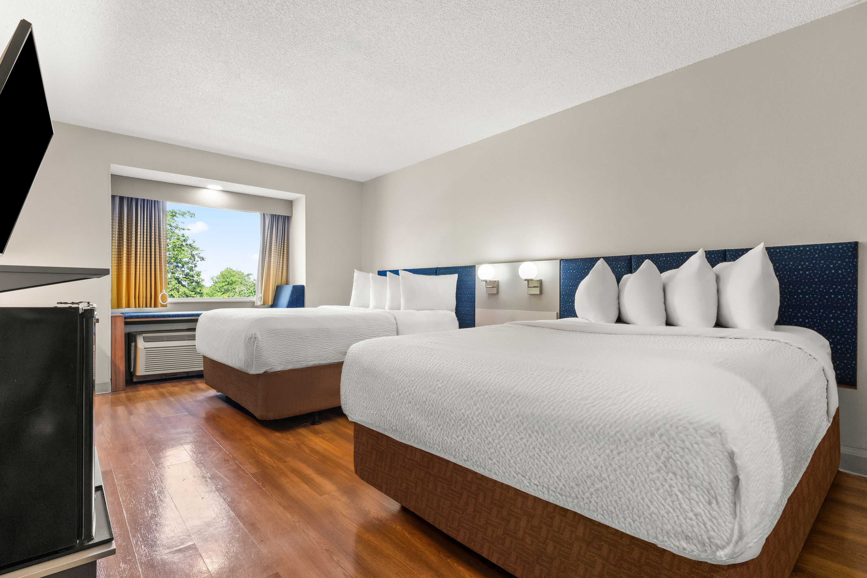 Double bed guest room at the Microtel Inn & Suites by Wyndham Salisbury in Salisbury, Maryland