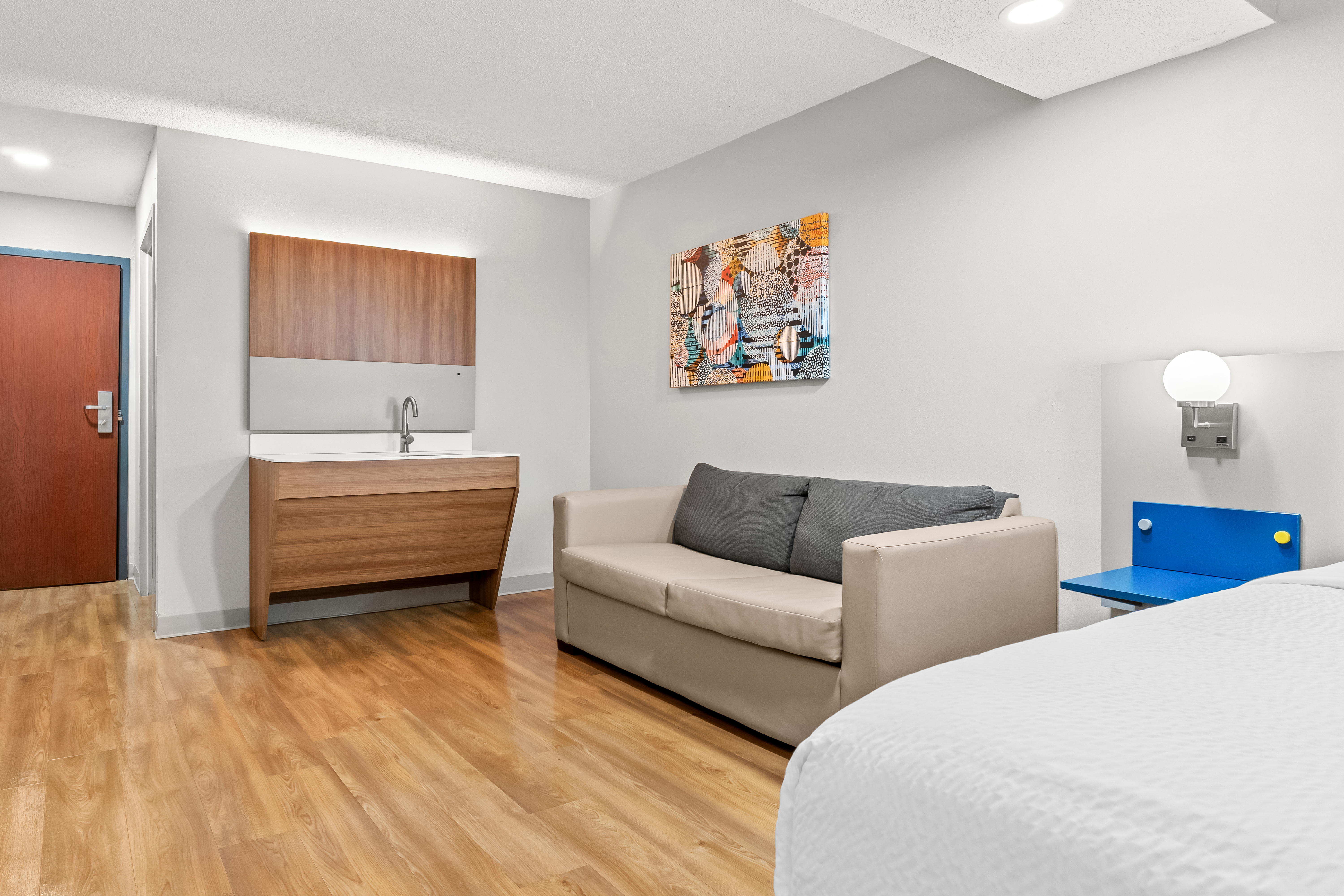 Microtel Inn & Suites by Wyndham Salisbury suite in Salisbury, Maryland