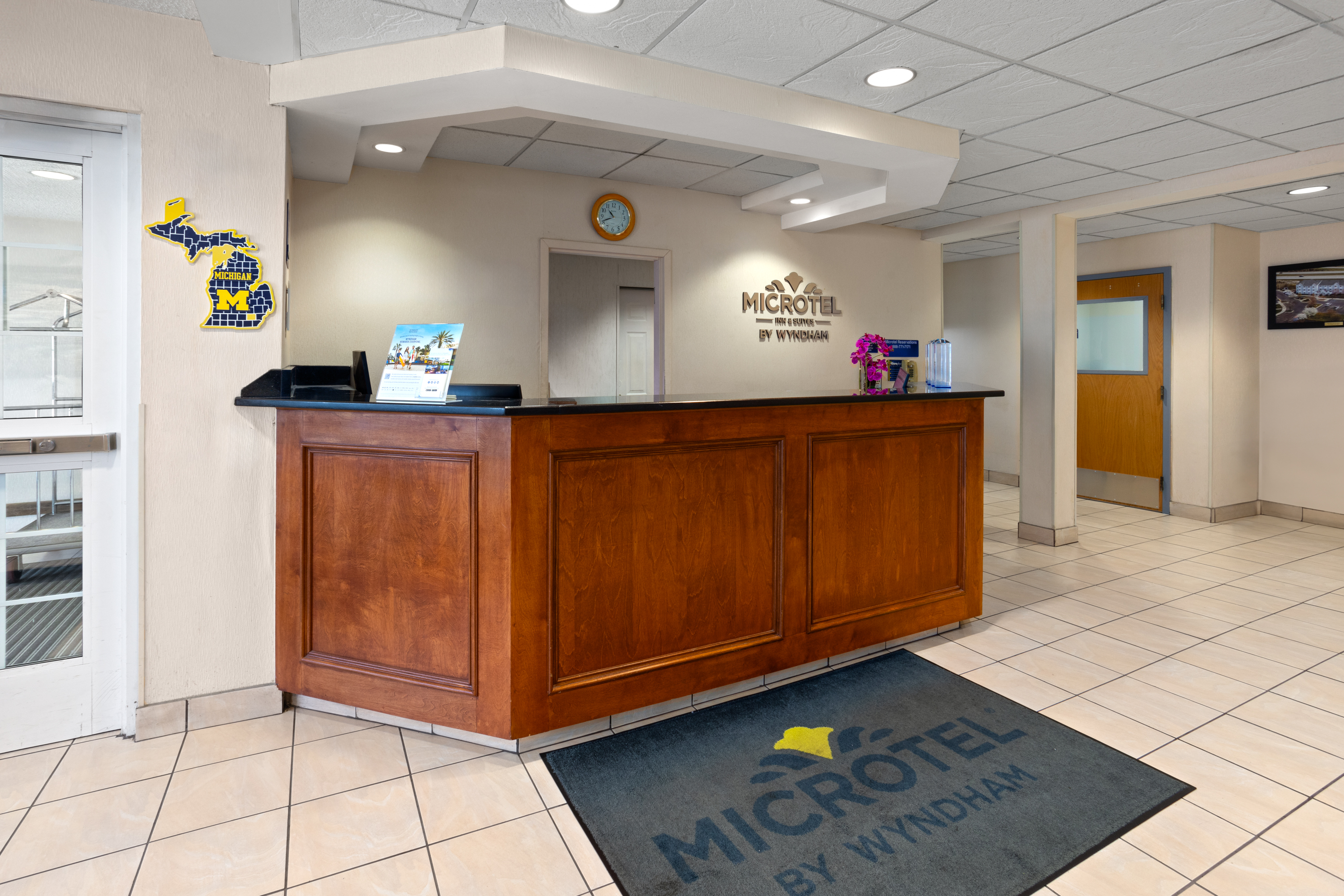 Microtel Inn & Suites by Wyndham Ann Arbor reception in Ann Arbor, Michigan