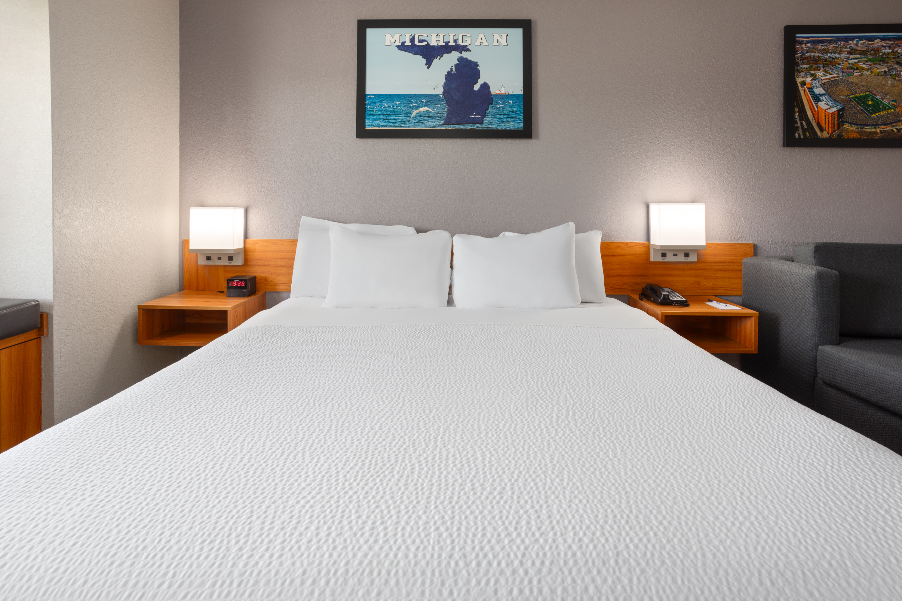 Microtel Inn & Suites by Wyndham Ann Arbor suite in Ann Arbor, Michigan