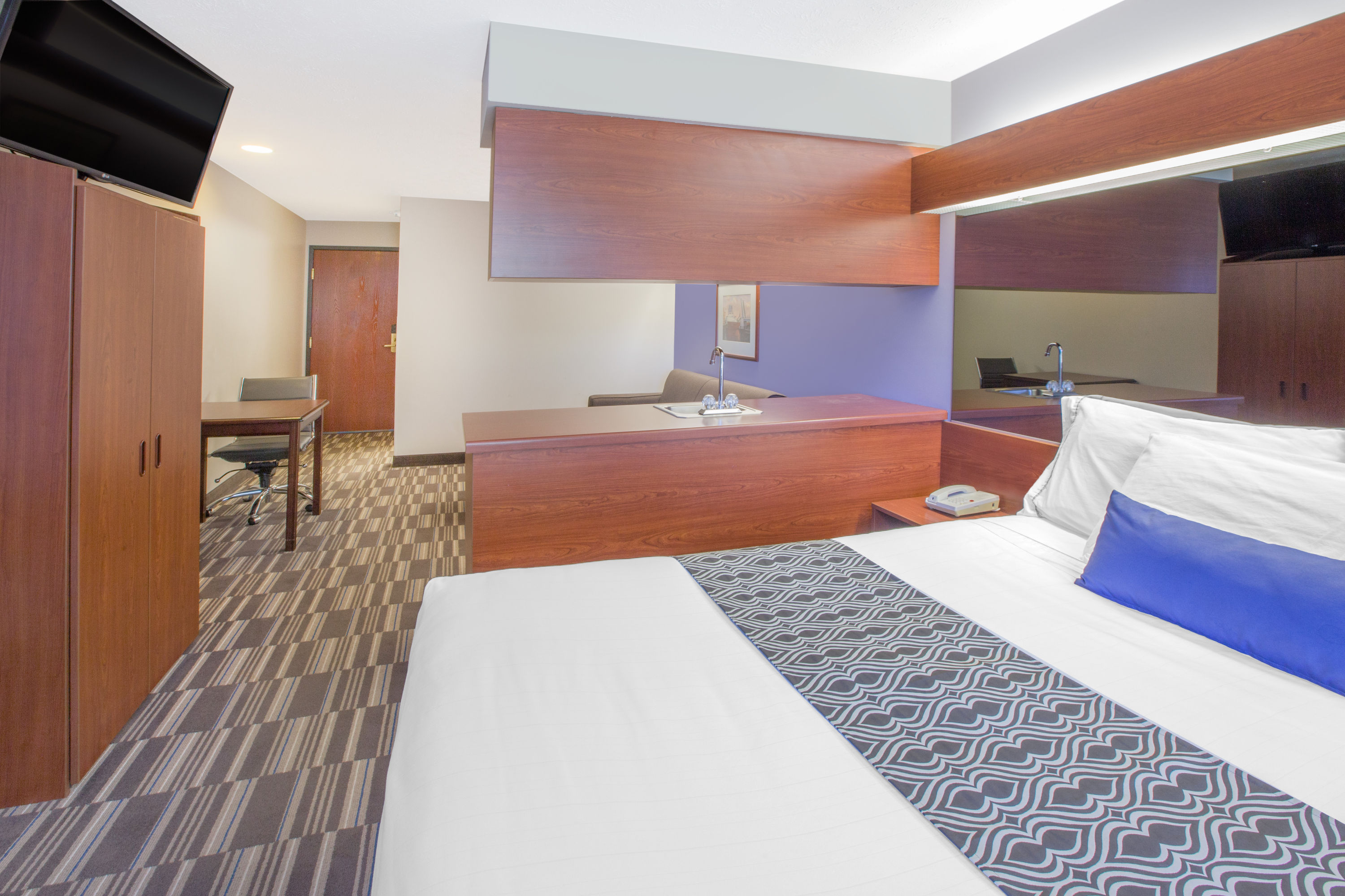 Guest room at the Microtel Inn & Suites by Wyndham Manistee in Manistee, Michigan