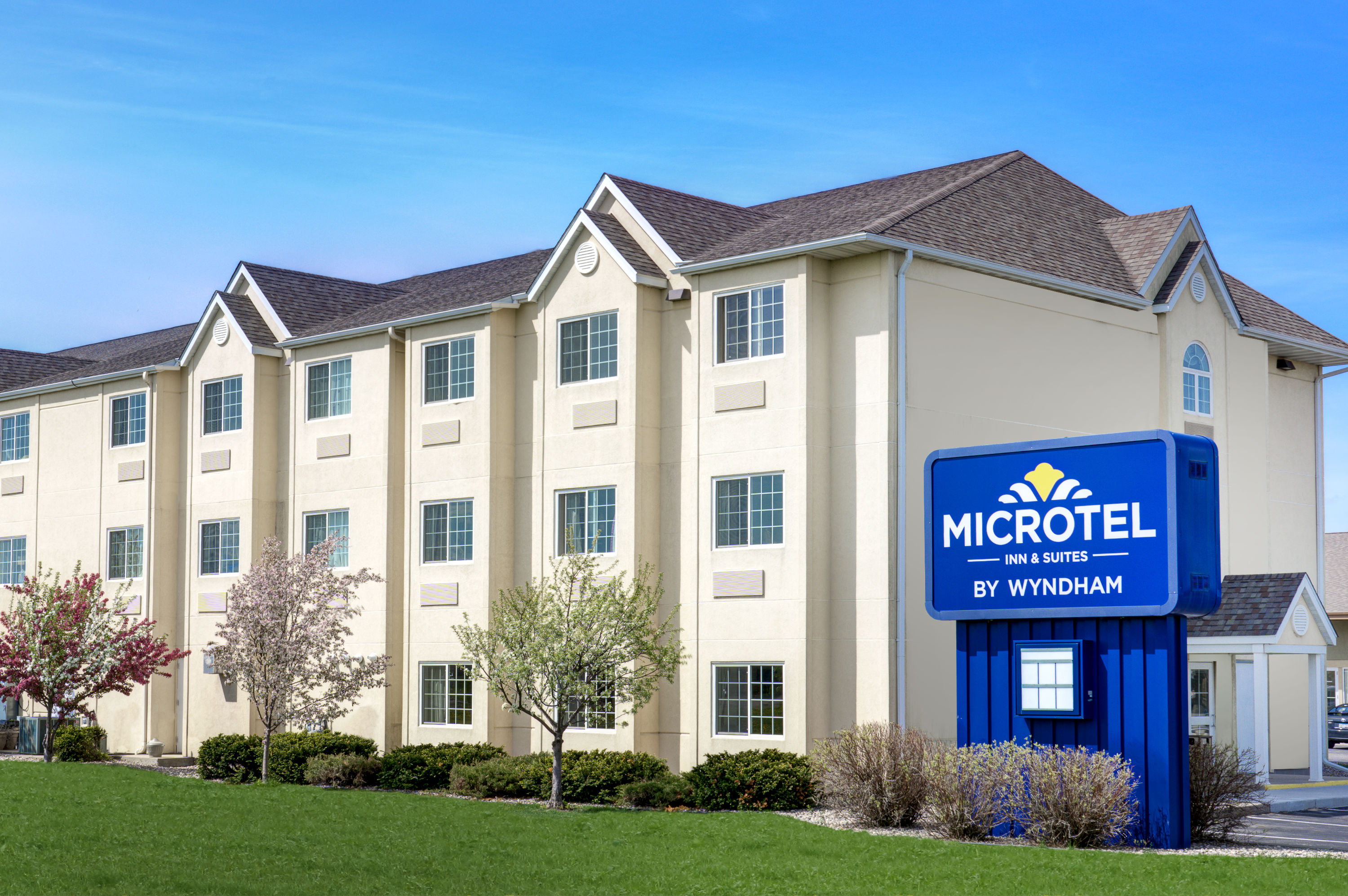 Microtel Inn Suites by Wyndham Mankato Mankato MN Hotels