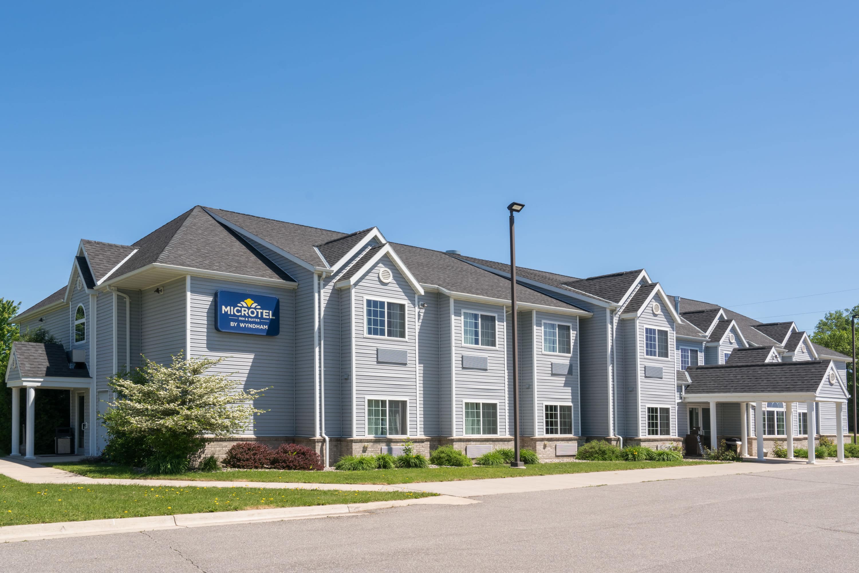 Microtel Inn & Suites by Wyndham Springfield Springfield, MN Hotels