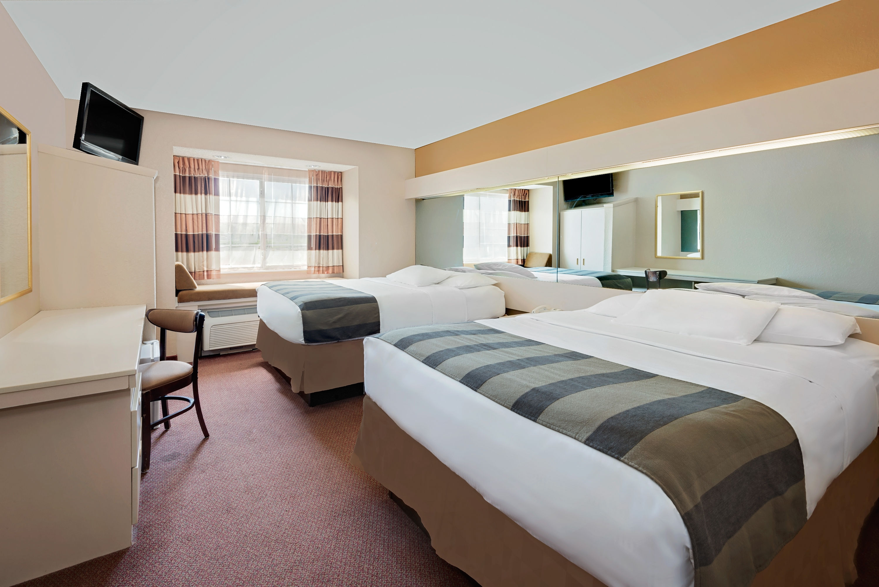 Microtel Inn Amp Suites By Wyndham Joplin Joplin Mo Hotels