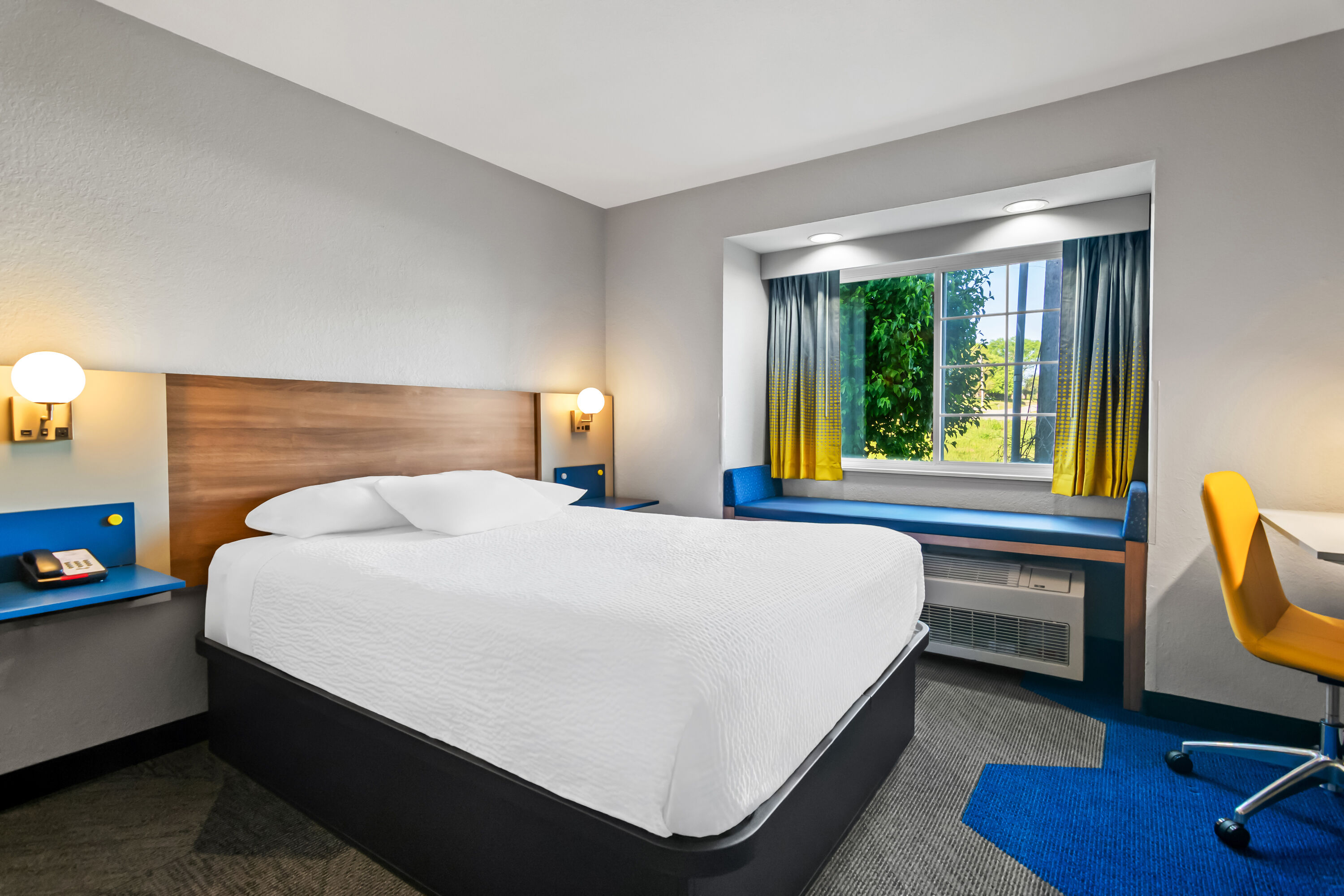 Microtel Inn & Suites by Wyndham Joplin suite in Joplin, Missouri