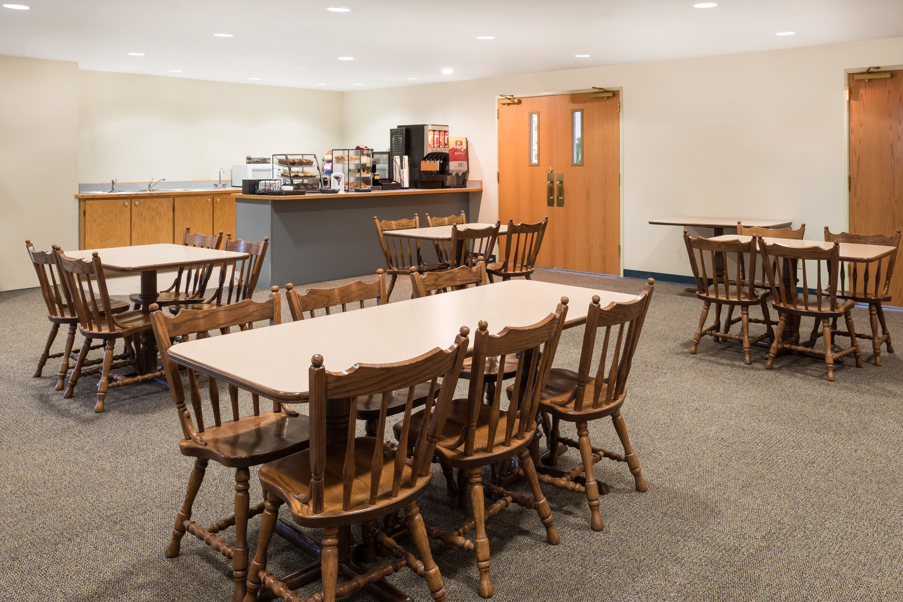 Microtel Inn & Suites by Wyndham Sainte Genevieve Sainte Genevieve, MO Hotels