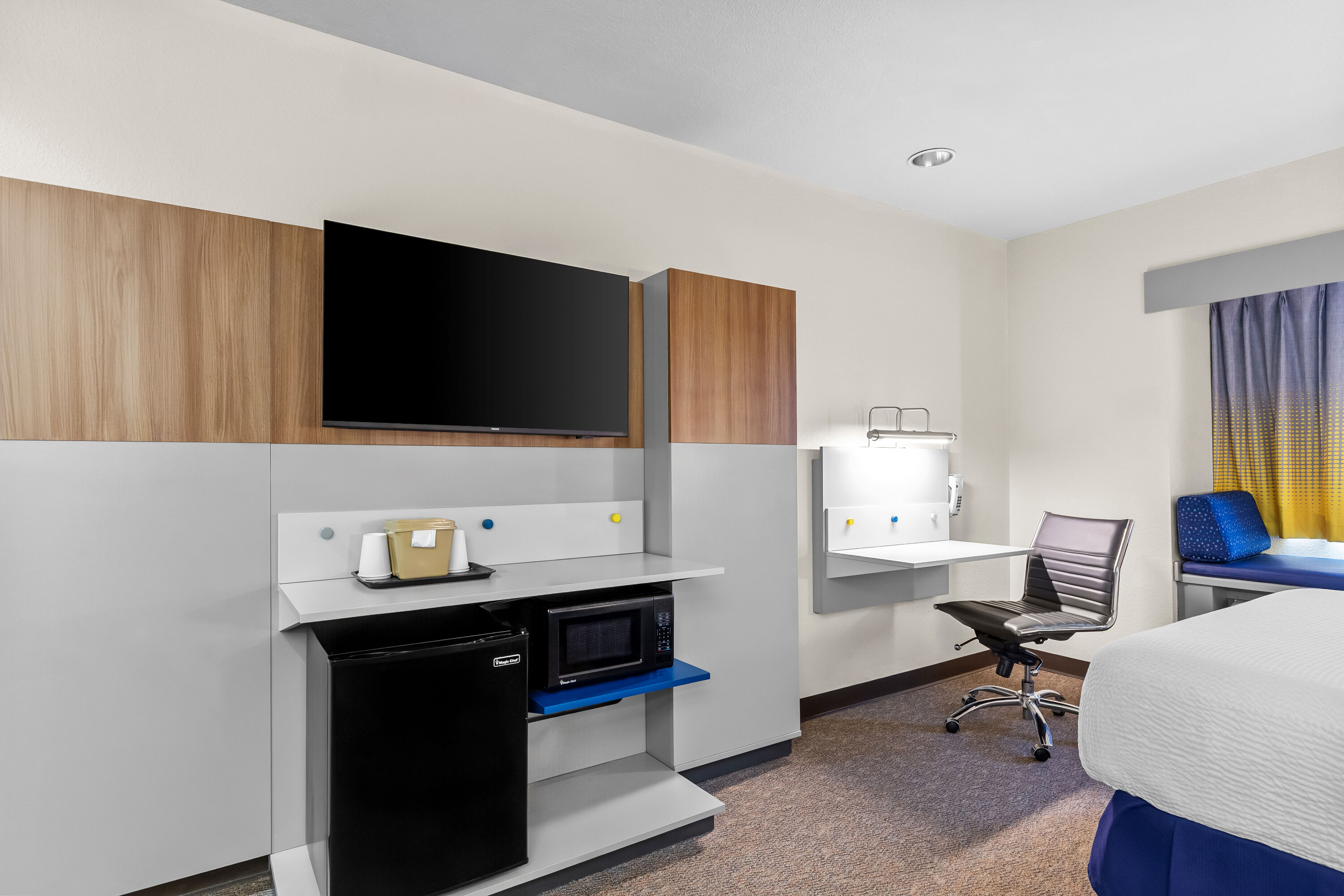 Microtel Inn & Suites by Wyndham Sainte Genevieve suite in Sainte Genevieve, Missouri