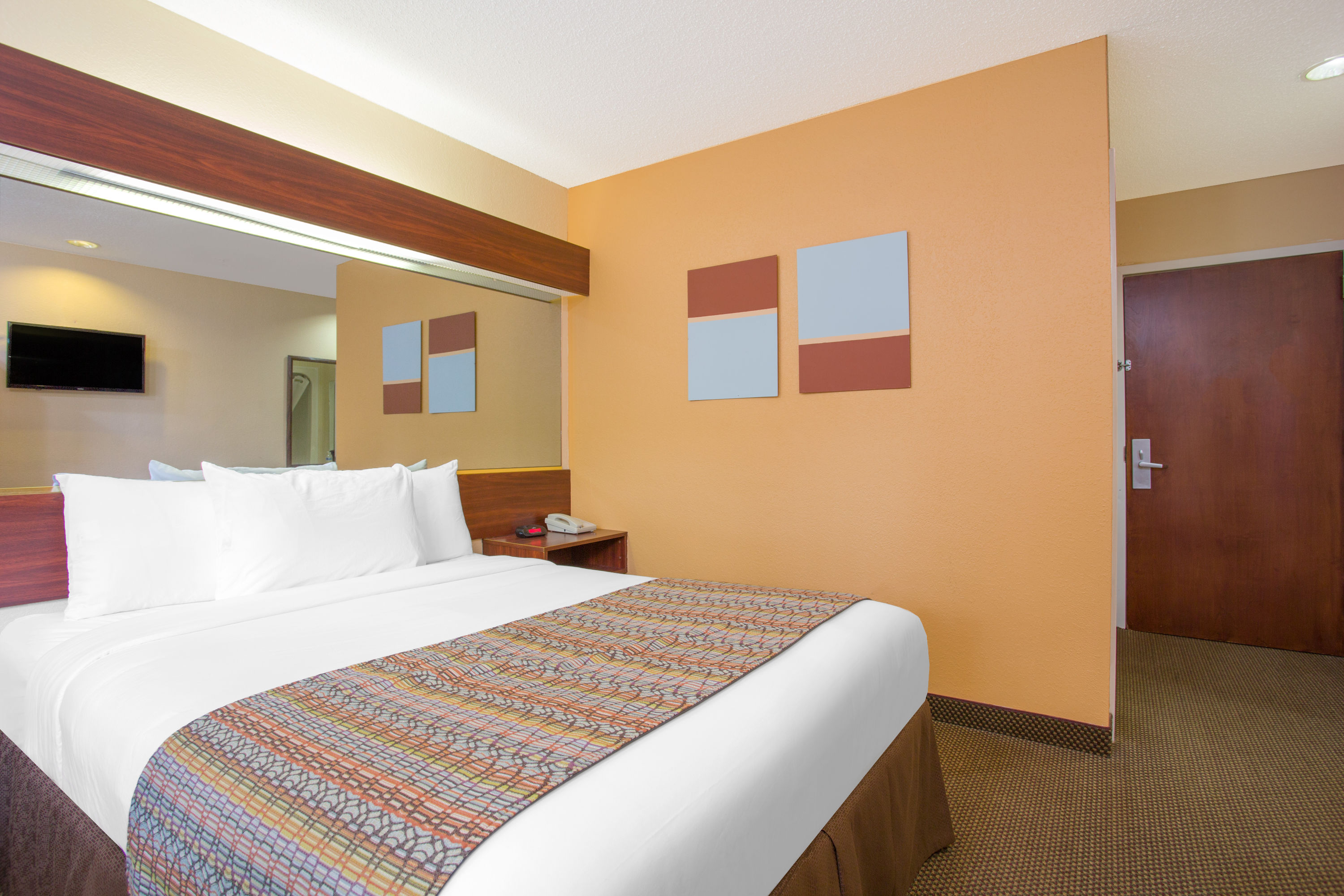 Guest room at the Microtel Inn & Suites by Wyndham Kannapolis/Concord in Kannapolis, North Carolina