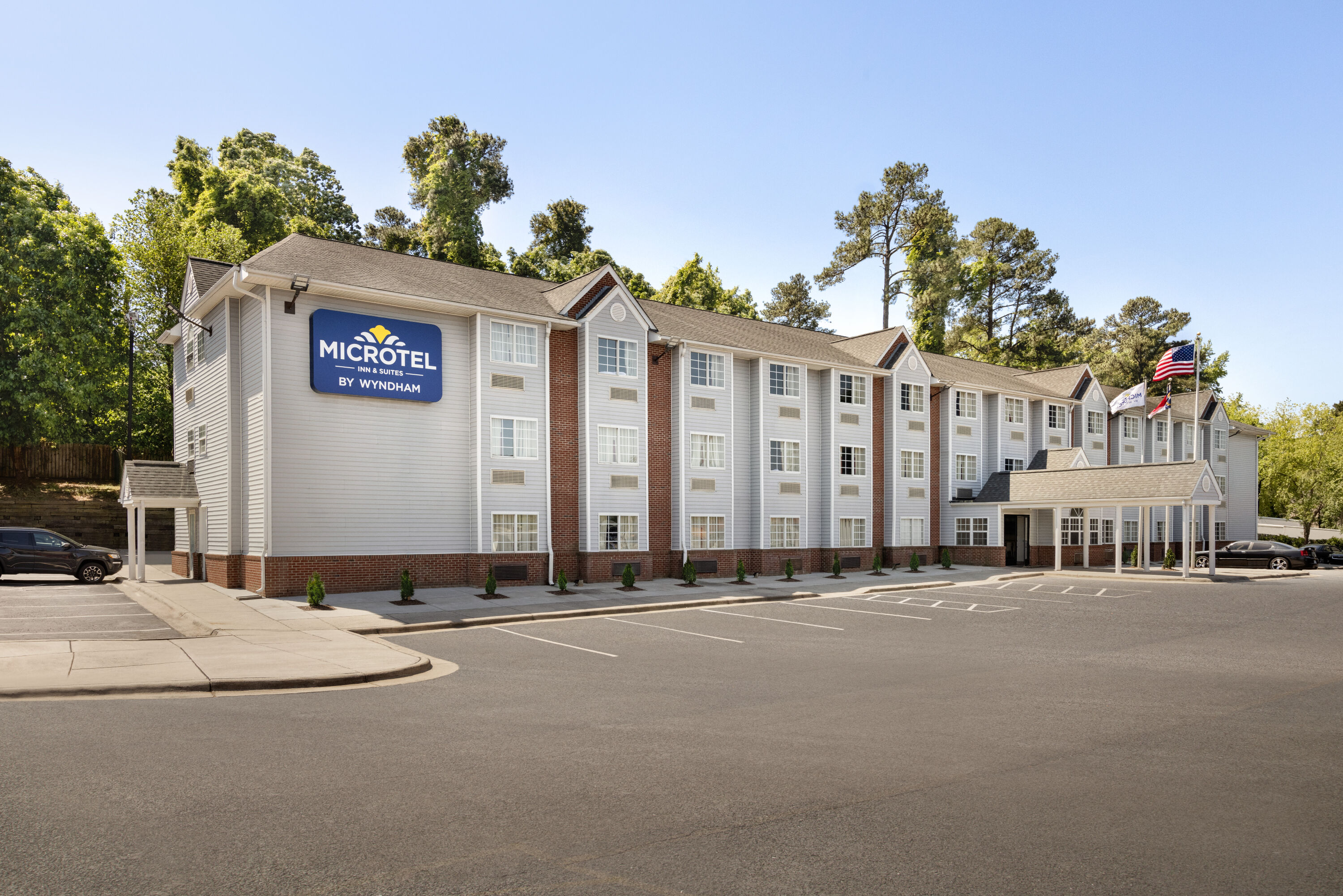 Exterior of Microtel Inn & Suites by Wyndham Raleigh hotel in Raleigh, North Carolina
