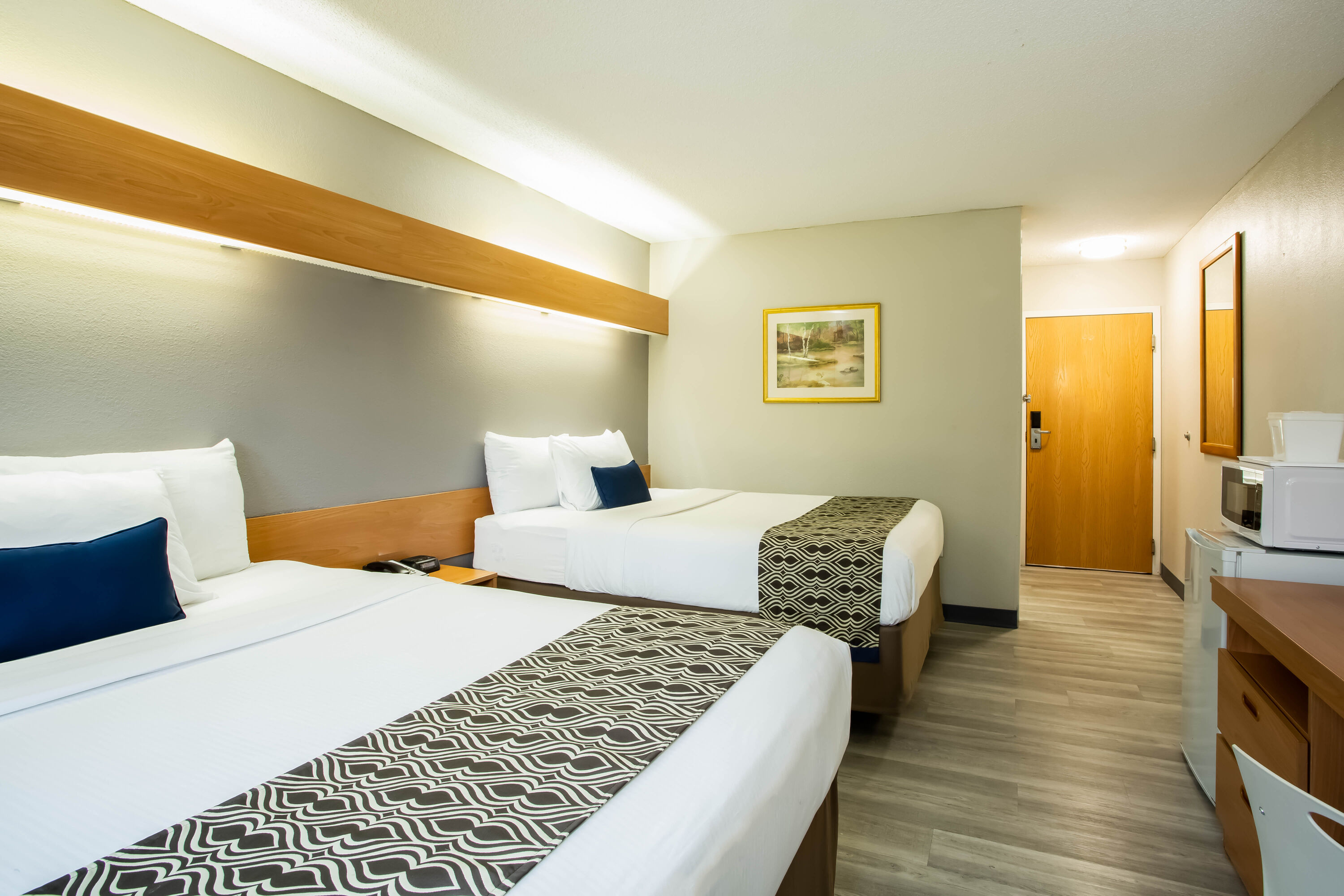 Guest room at the Microtel Inn & Suites by Wyndham Southern Pines / Pinehurst in Southern Pines, North Carolina