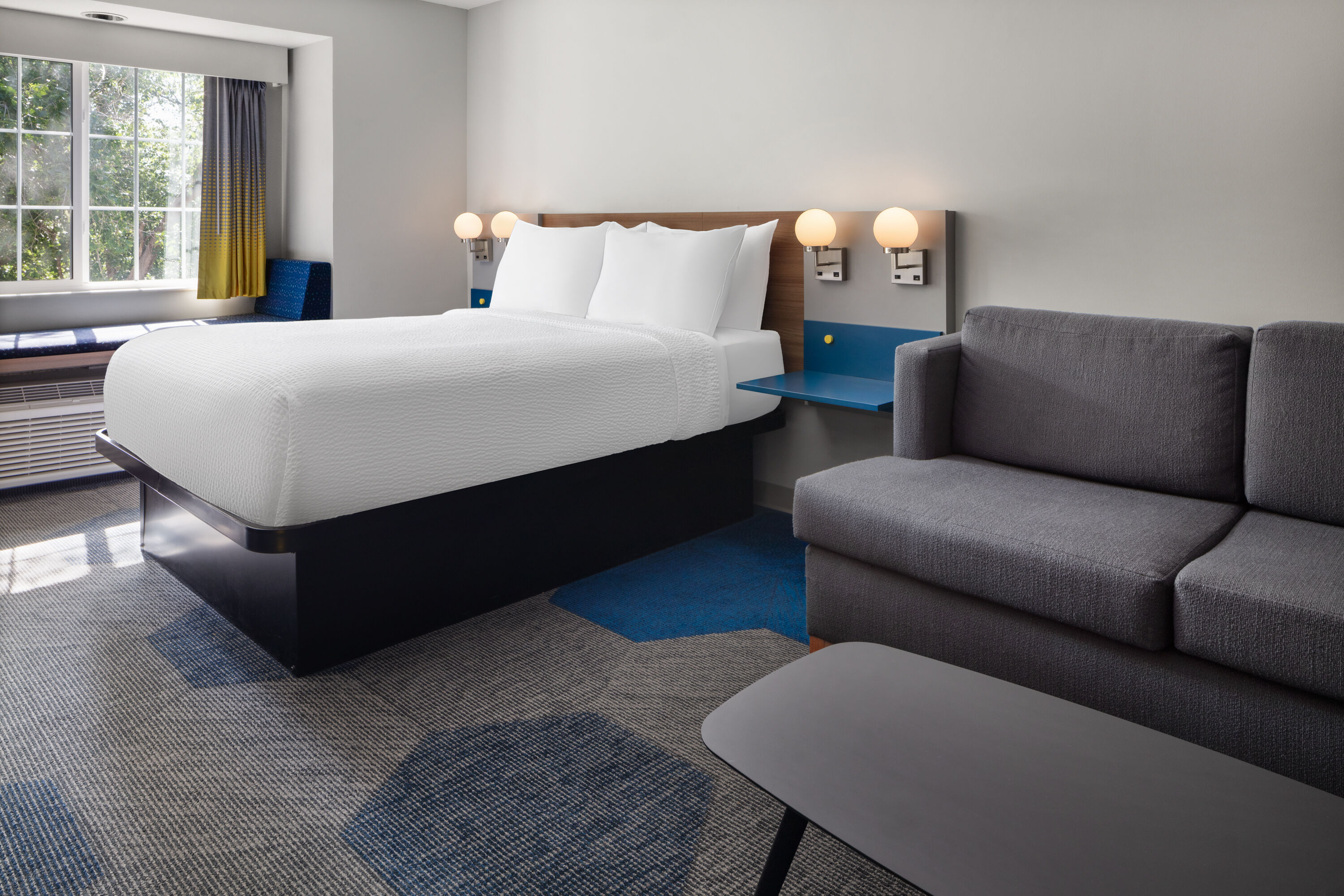 Microtel Inn & Suites by Wyndham Kearney suite in Kearney, Nebraska