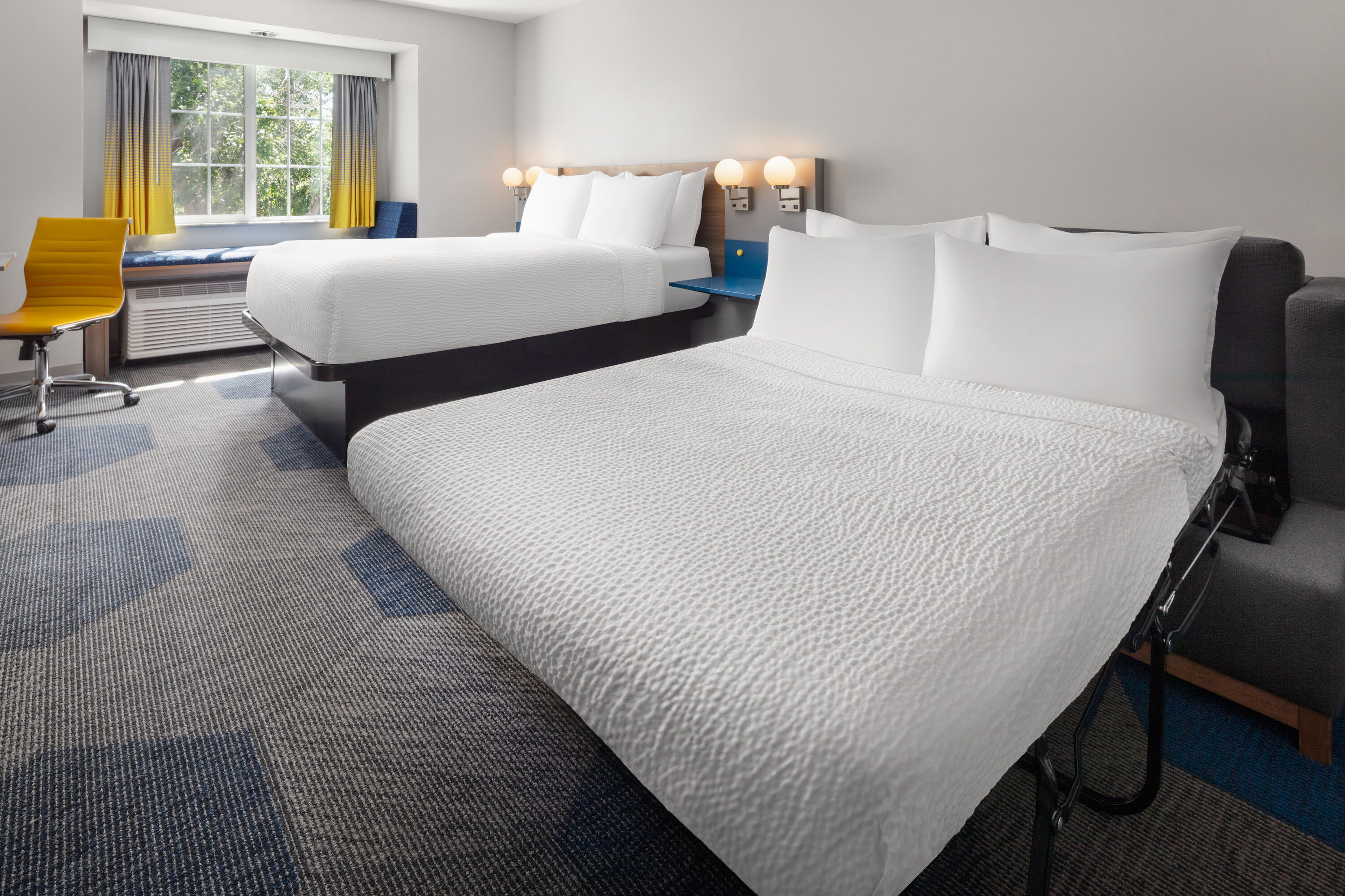 Microtel Inn & Suites by Wyndham Kearney suite in Kearney, Nebraska