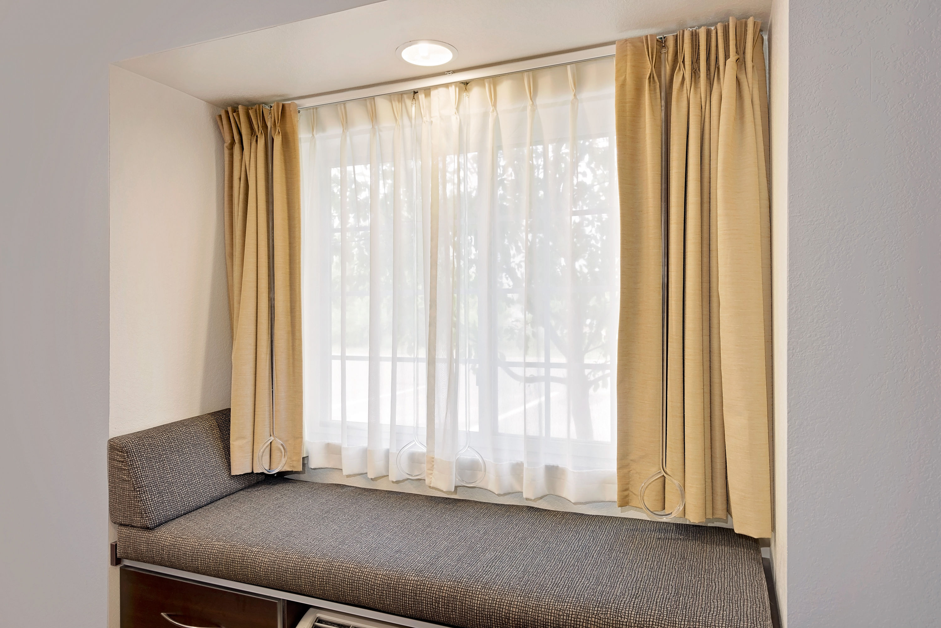 Microtel Inn & Suites by Wyndham Geneva Geneva, NY Hotels