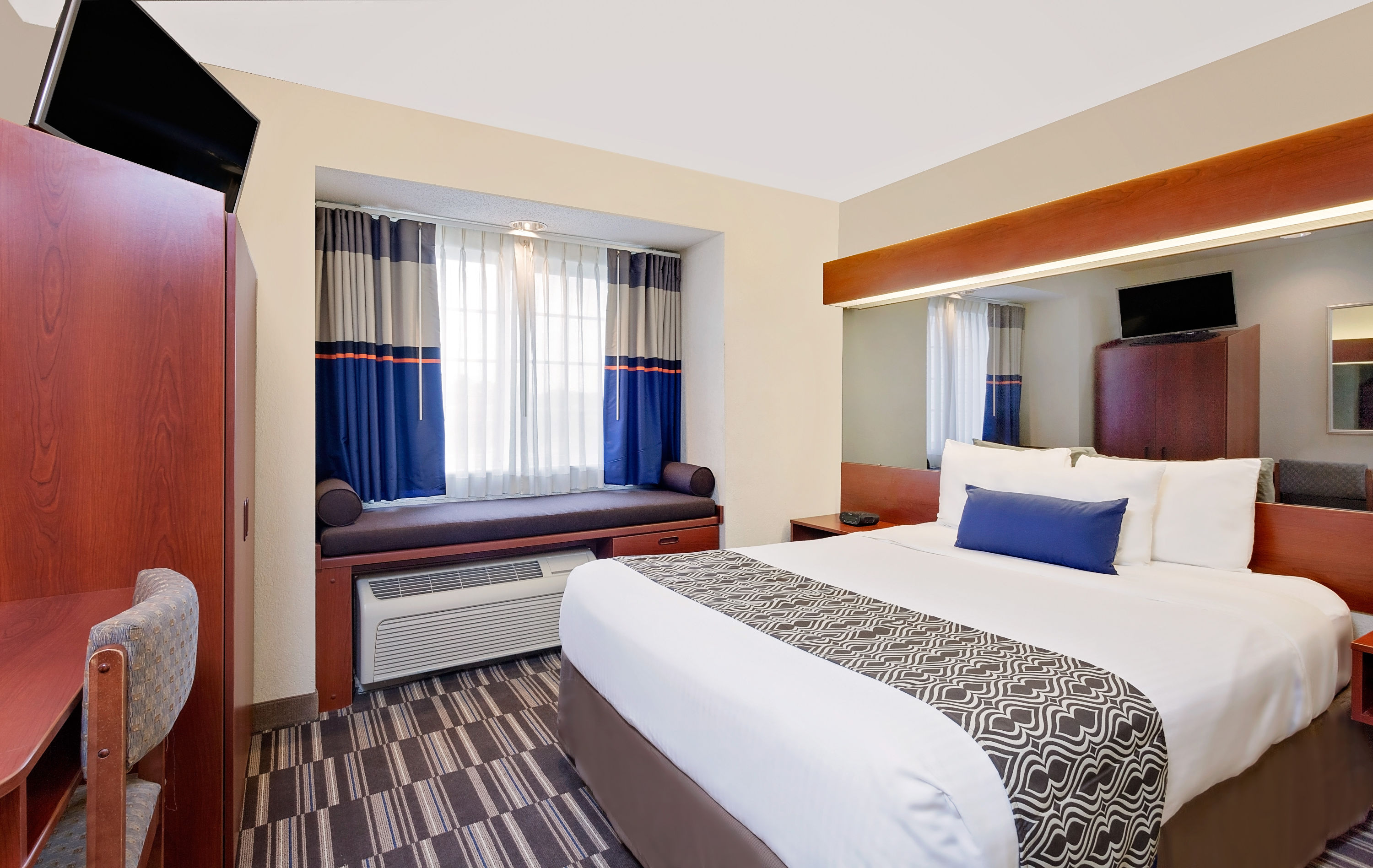 Guest room at the Microtel Inn & Suites by Wyndham Middletown in Middletown, New York
