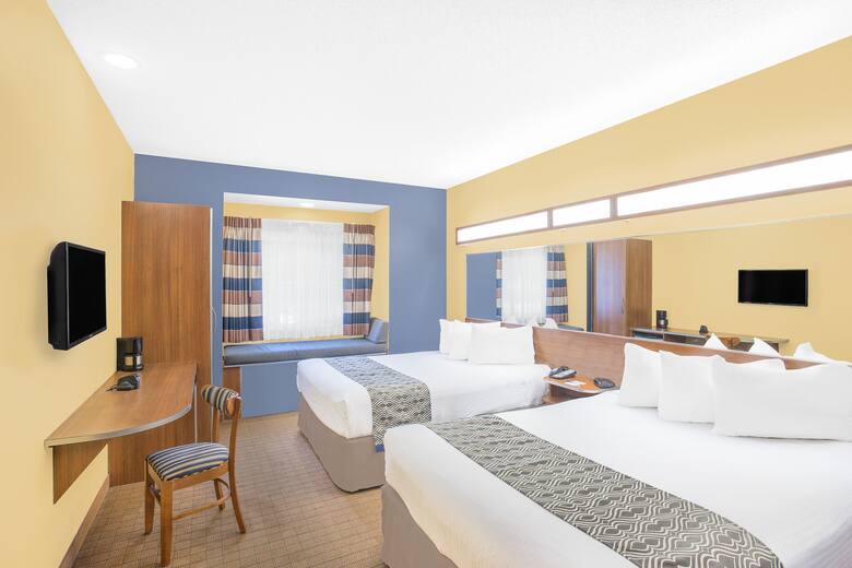 Microtel Inn Suites By Wyndham Chili Rochester Airport Guest Room At The Microtel Inn Suites By Wyndham Chili Rochester Airport In