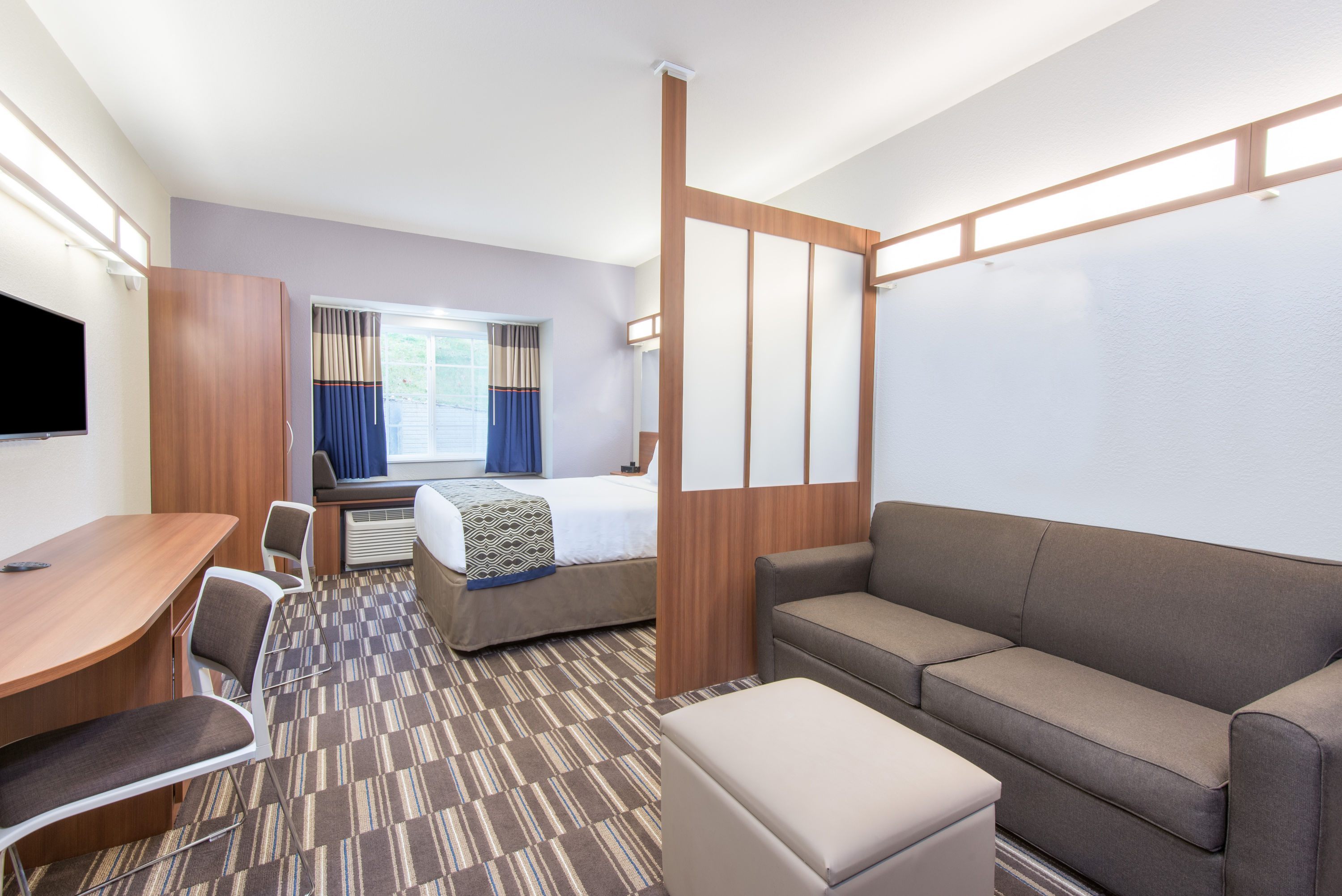 Microtel Inn & Suites by Wyndham Cadiz suite in Cadiz, Ohio