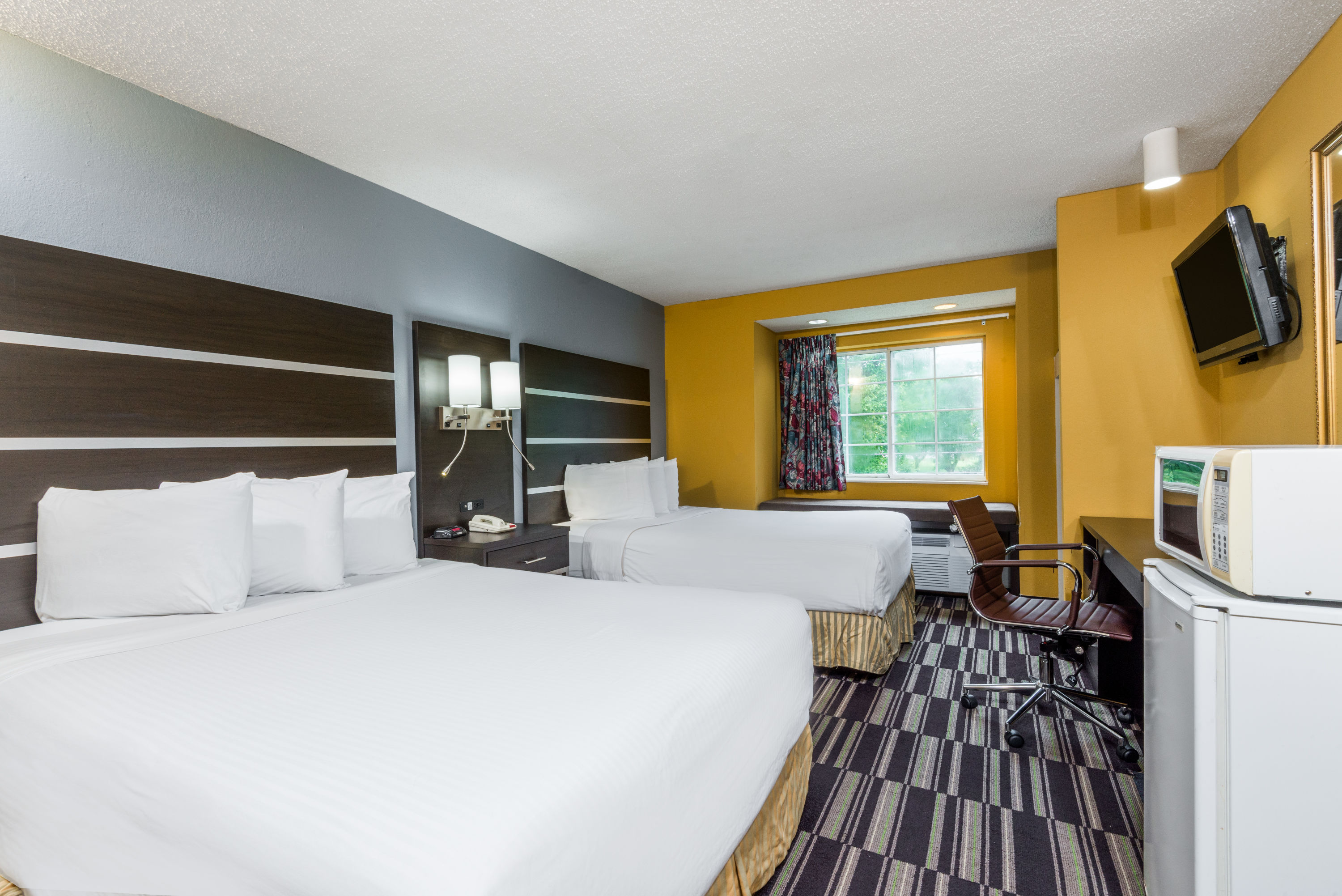Microtel Inn & Suites by Wyndham Dayton/Riverside OH Dayton, OH Hotels