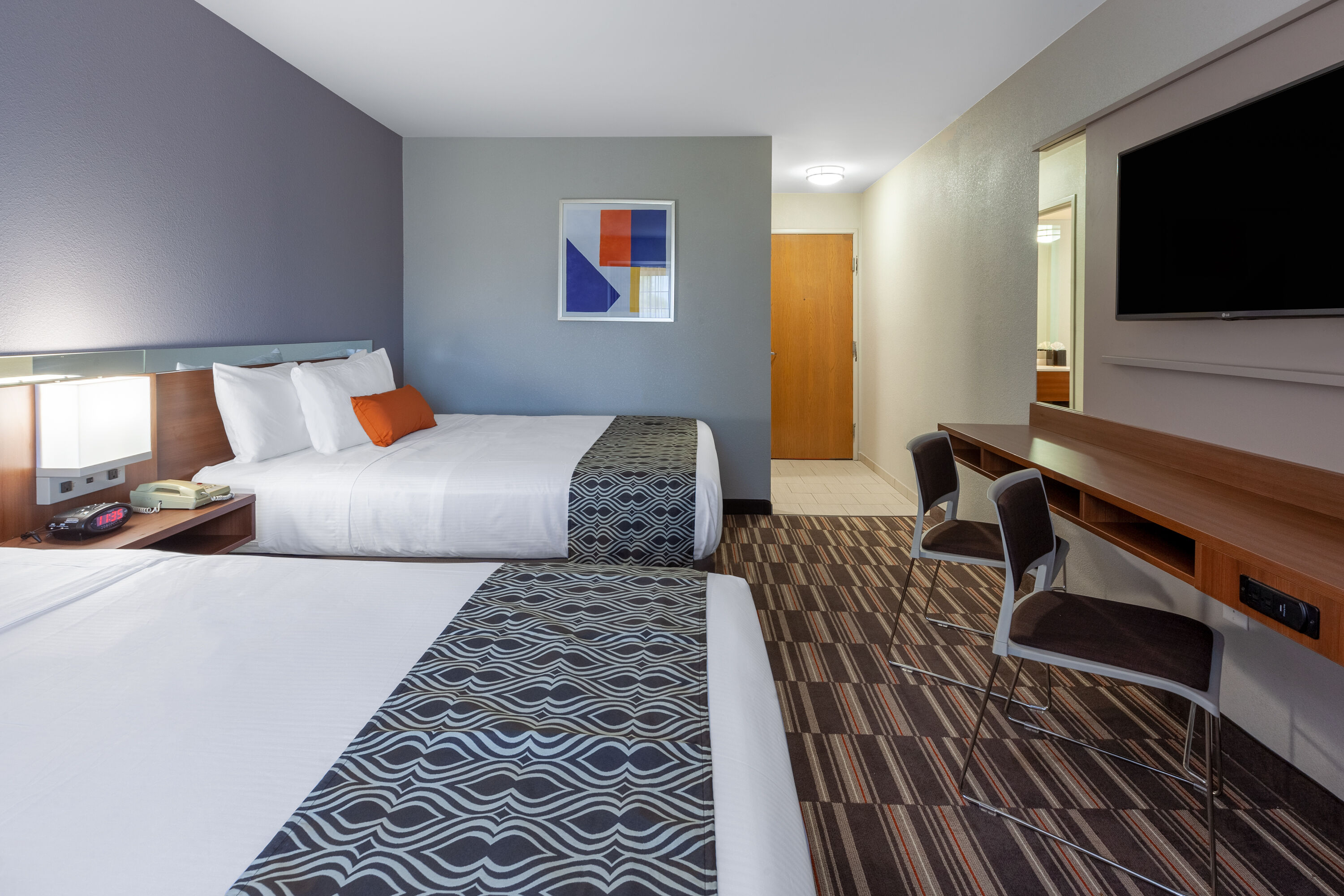 Guest room at the Microtel Inn & Suites by Wyndham Sunbury/Columbus North in Sunbury, Ohio