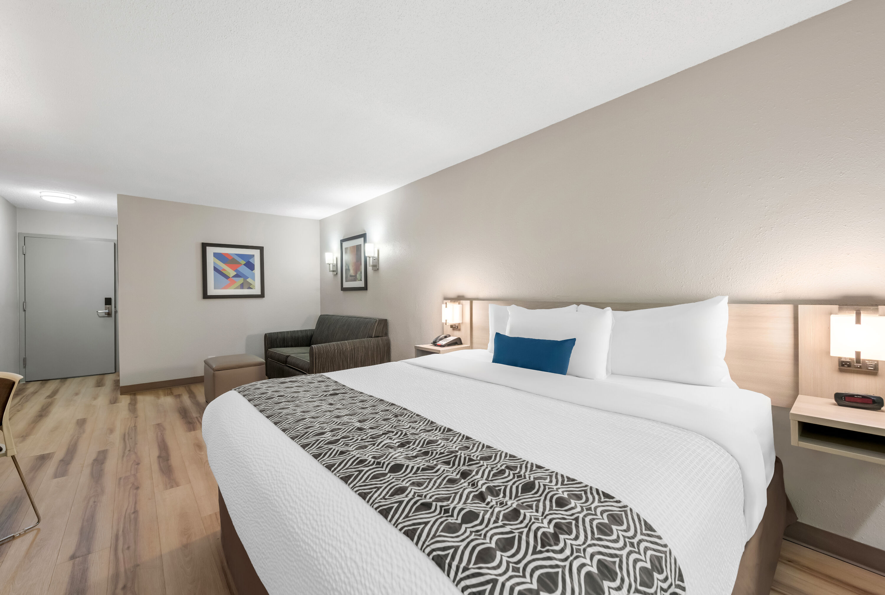 Microtel Inn & Suites by Wyndham Greenville / Woodruff Rd suite in Greenville, South Carolina