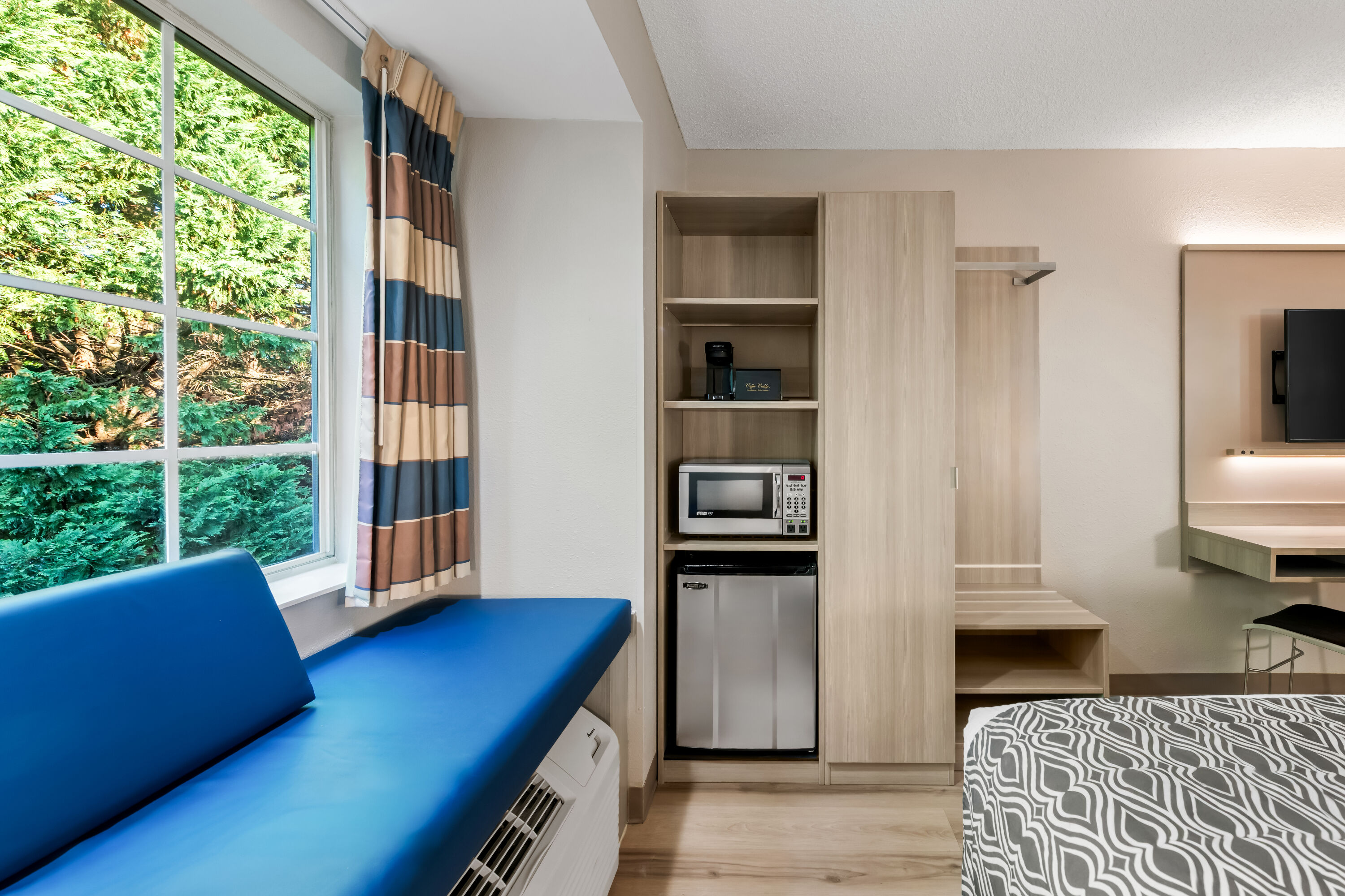 Microtel Inn & Suites by Wyndham Greenville / Woodruff Rd suite in Greenville, South Carolina