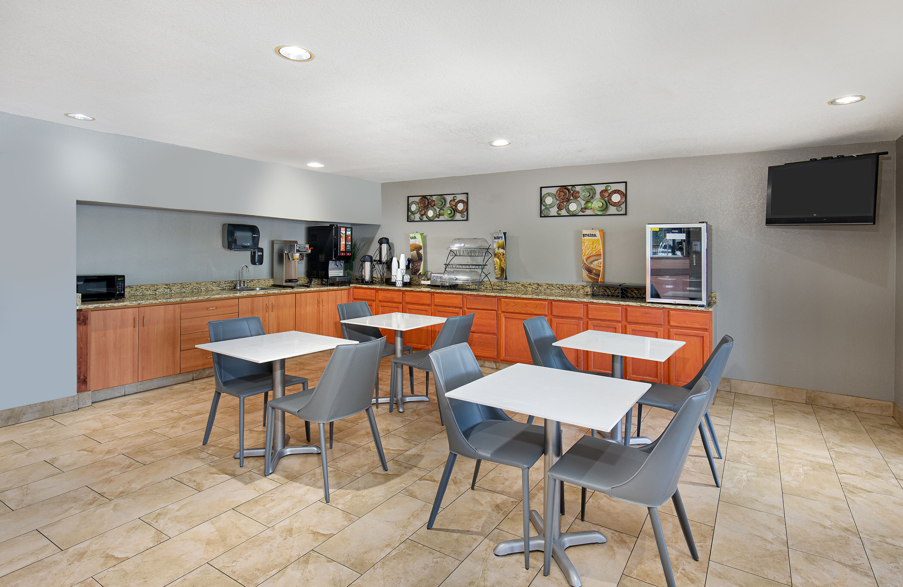 Free breakfast at Microtel Inn & Suites by Wyndham Cordova Memphis I-40 East in Cordova, Tennessee