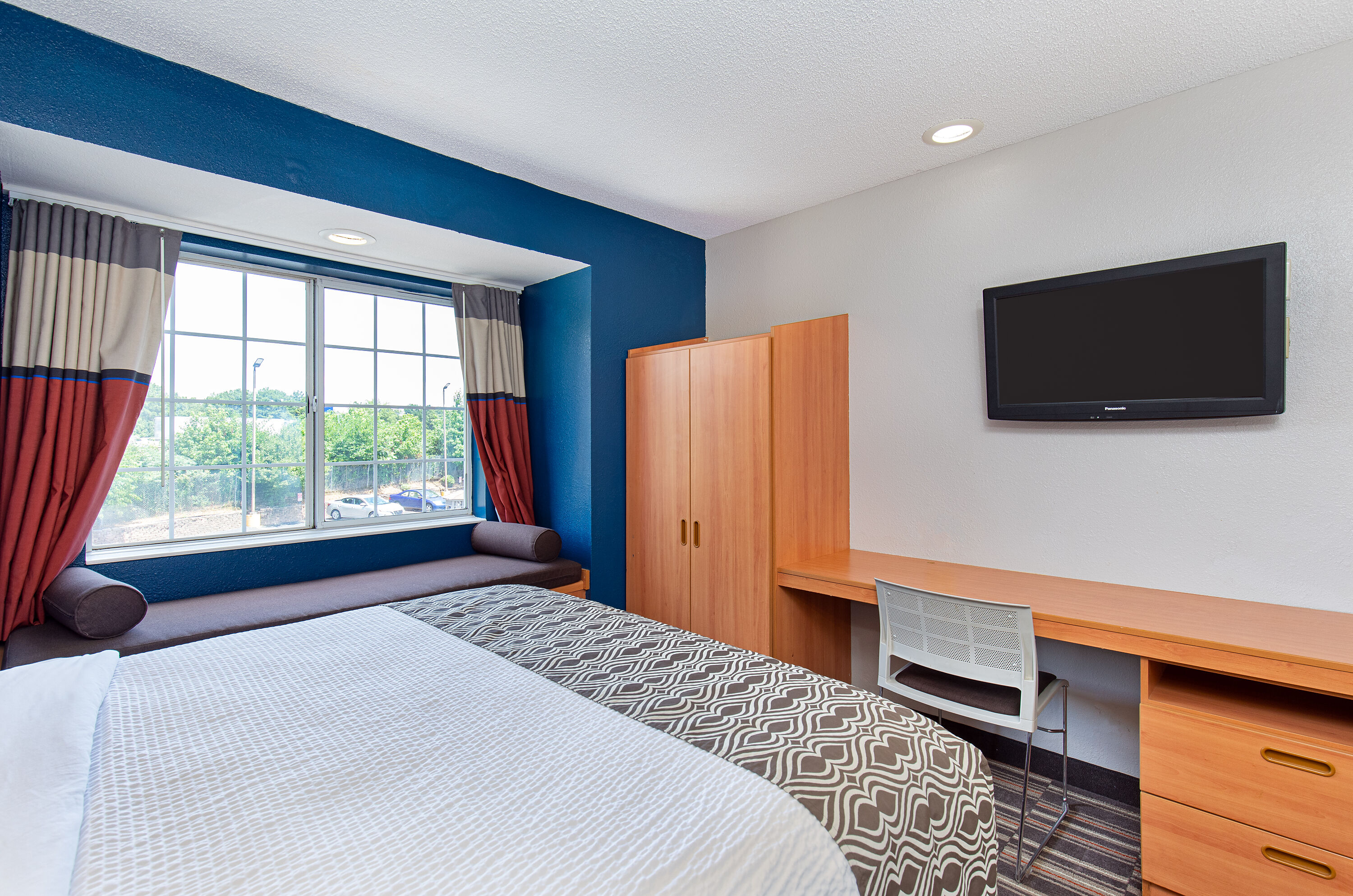 Guest room at the Microtel Inn & Suites by Wyndham Cordova Memphis I-40 East in Cordova, Tennessee