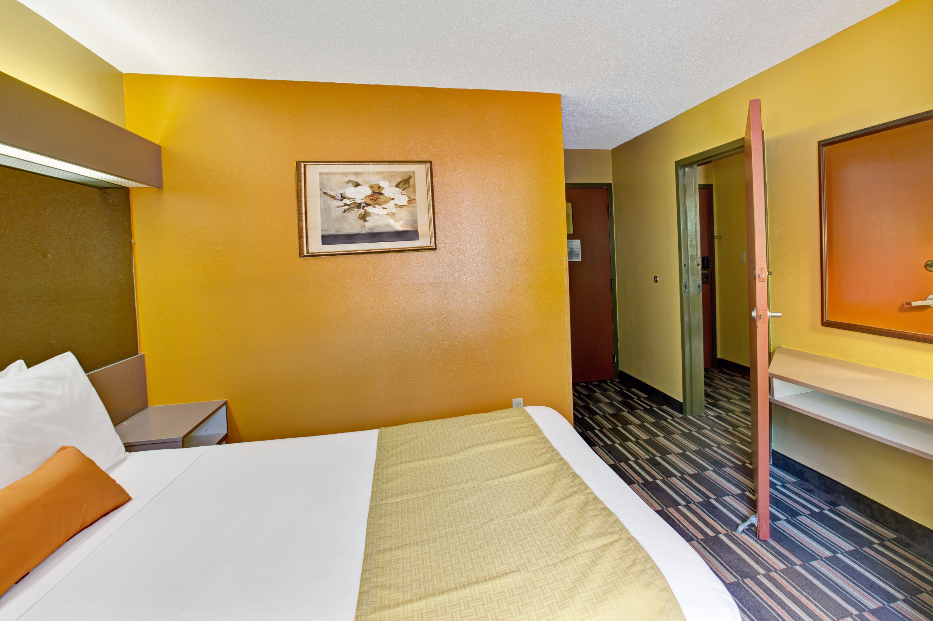 Guest room at the Microtel Inn & Suites by Wyndham Gatlinburg in Gatlinburg, Tennessee