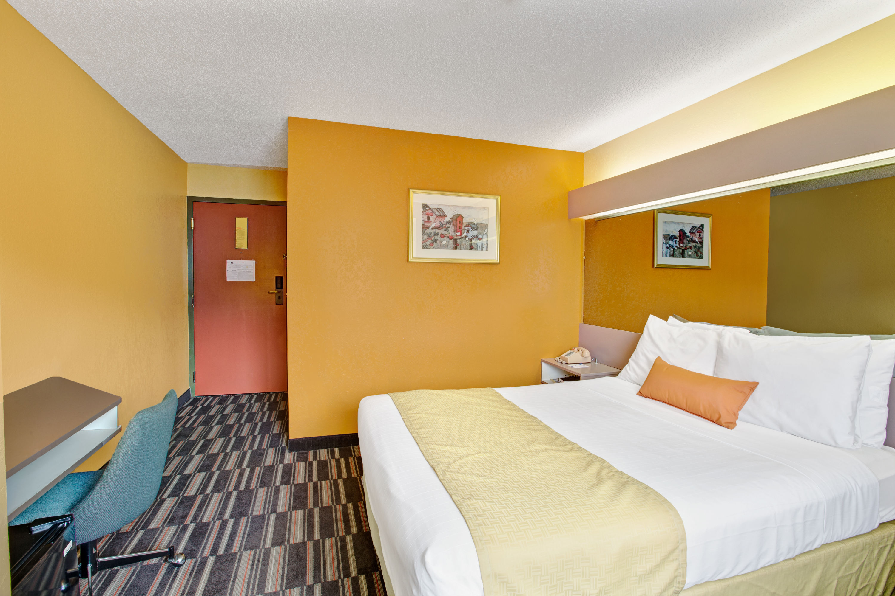 Guest room at the Microtel Inn & Suites by Wyndham Gatlinburg in Gatlinburg, Tennessee