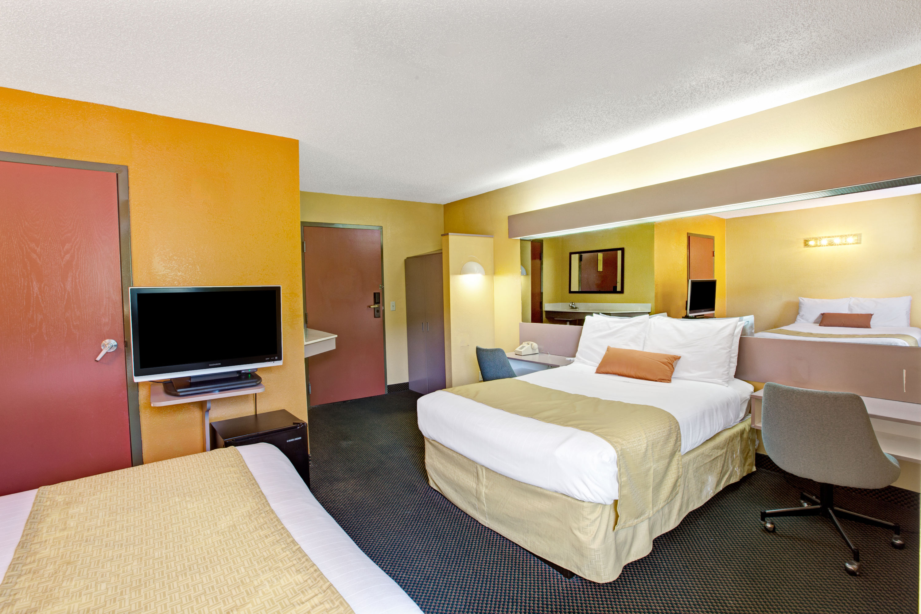 Guest room at the Microtel Inn & Suites by Wyndham Gatlinburg in Gatlinburg, Tennessee