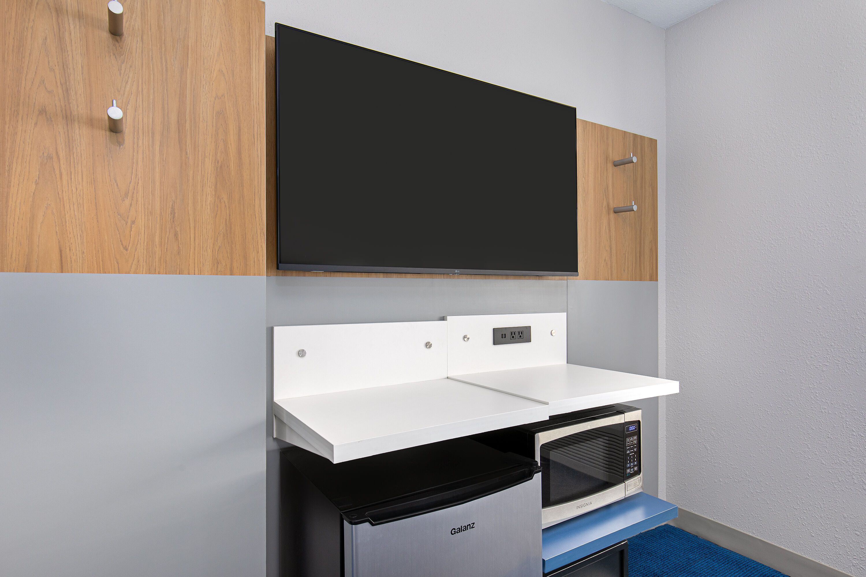 Guest room at the Microtel Inn & Suites by Wyndham Manchester in Manchester, Tennessee