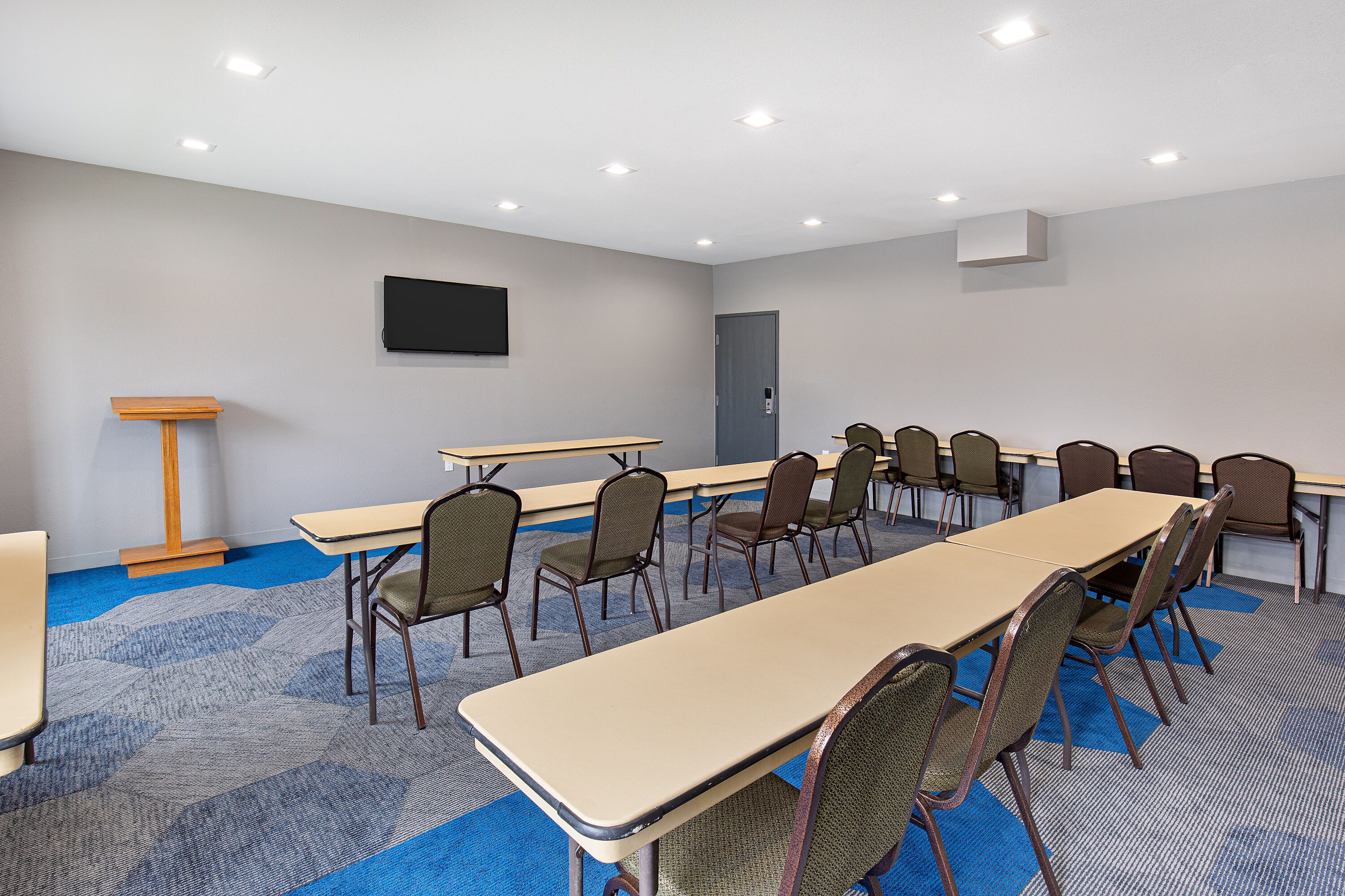 Meeting room at Microtel Inn & Suites by Wyndham Manchester in Manchester, Tennessee