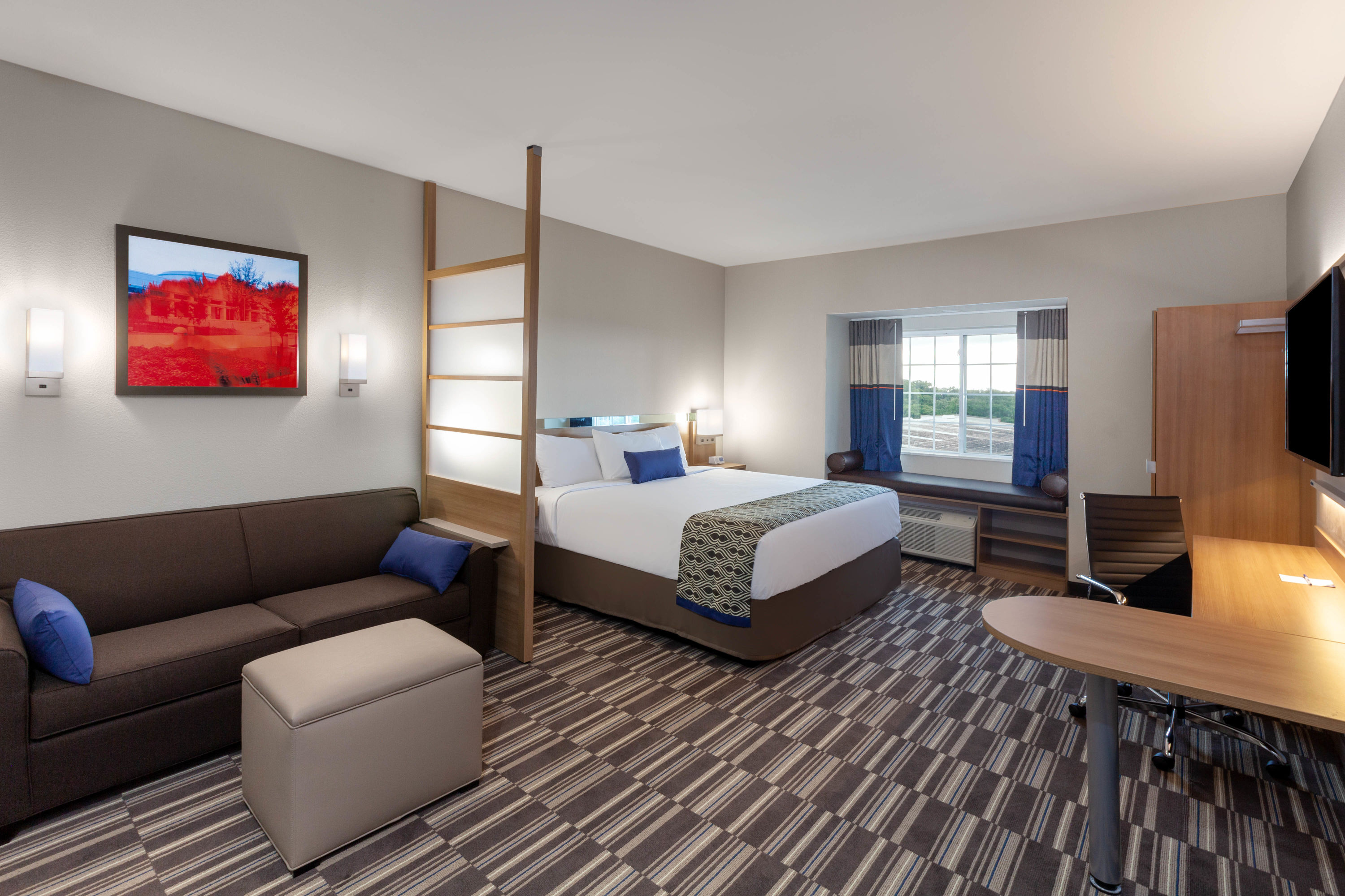 Guest room at the Microtel Inn & Suites by Wyndham College Station in College Station, Texas